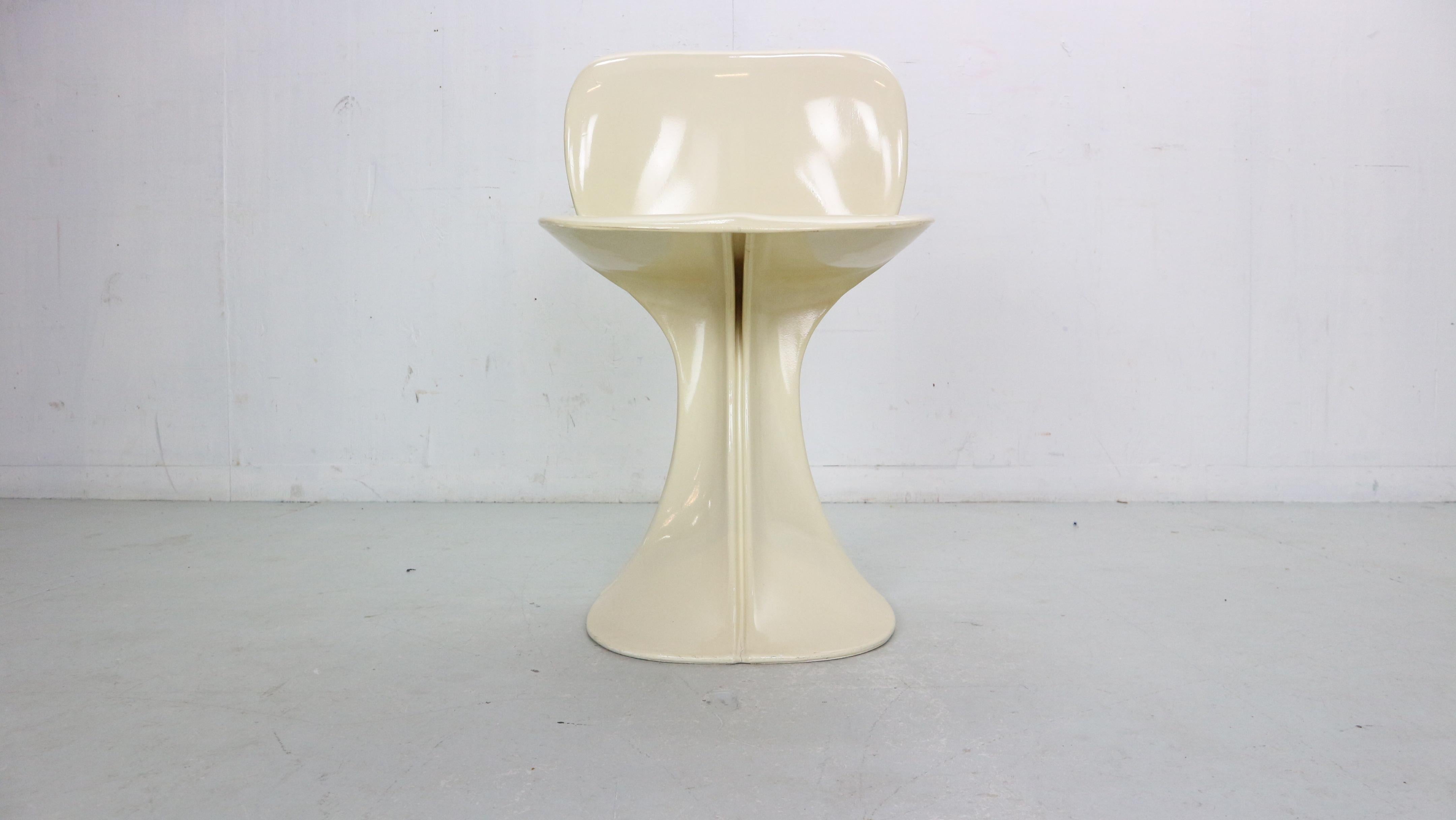 Pierre Paulin Organic Flower Shape 8810 Chair for Boro Belgium, 1973 In Good Condition In The Hague, NL