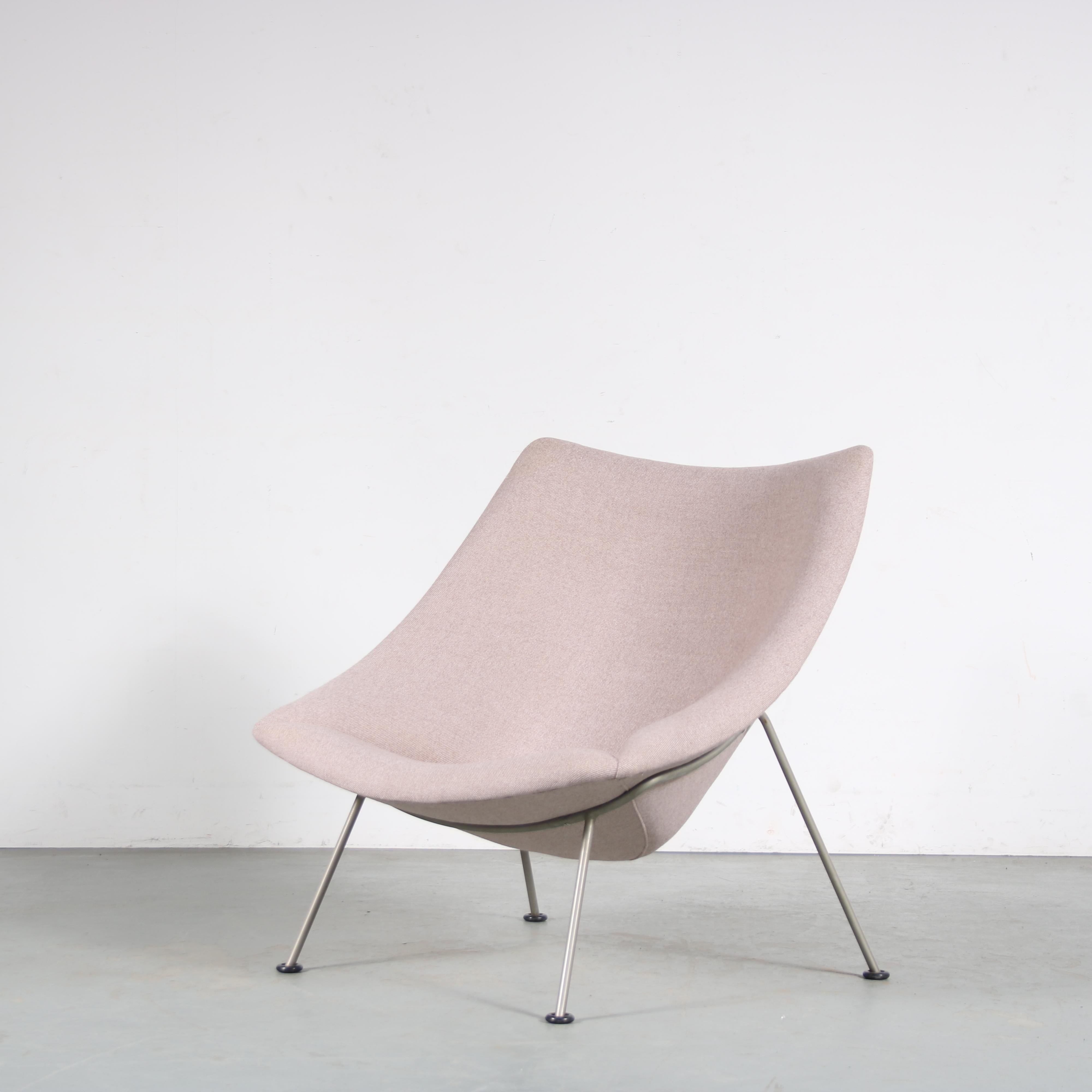 Dutch Pierre Paulin “Oyster” Chair and Ottoman for Artifort, Netherlands 1950
