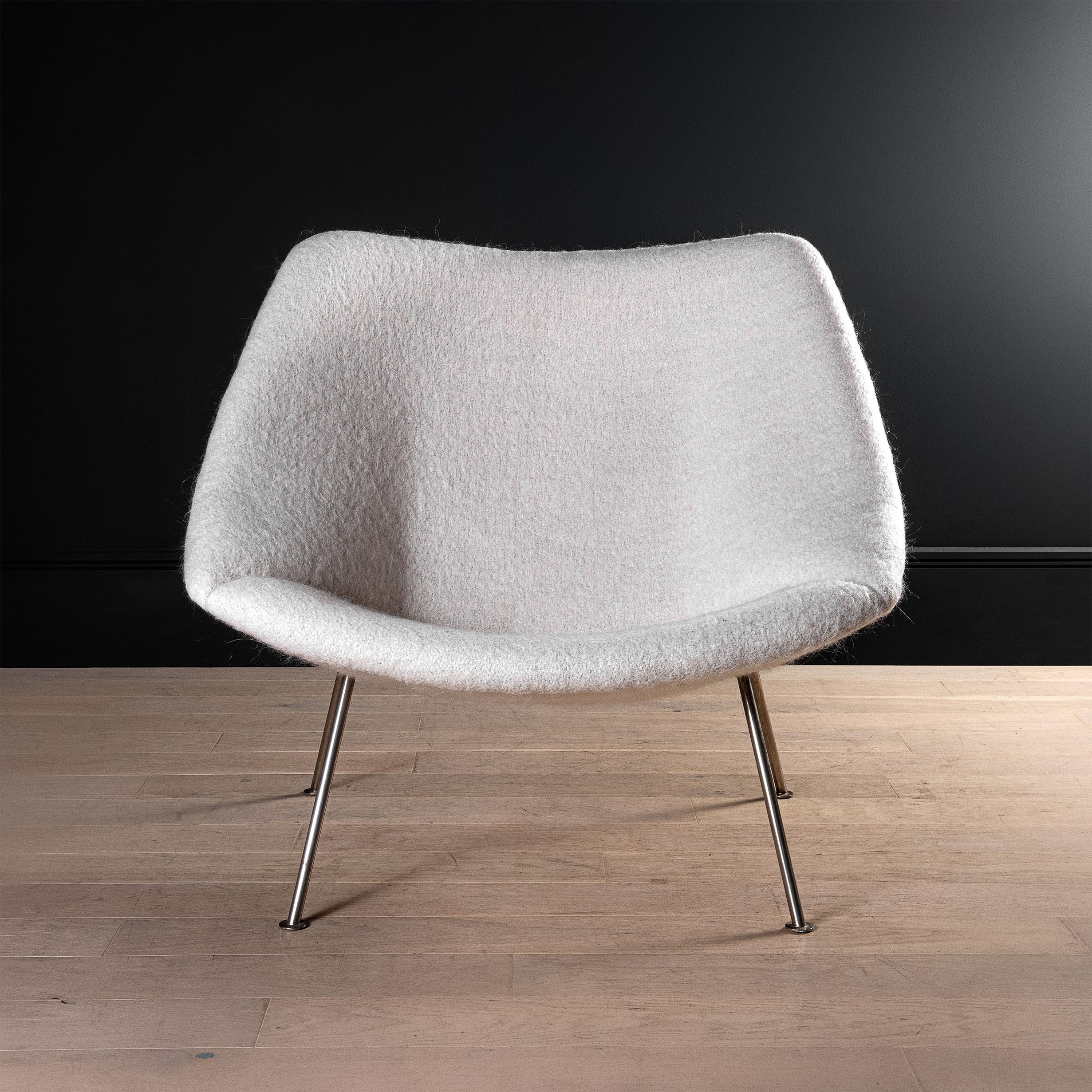 Pierre Paulin Oyster Chair  For Sale 2