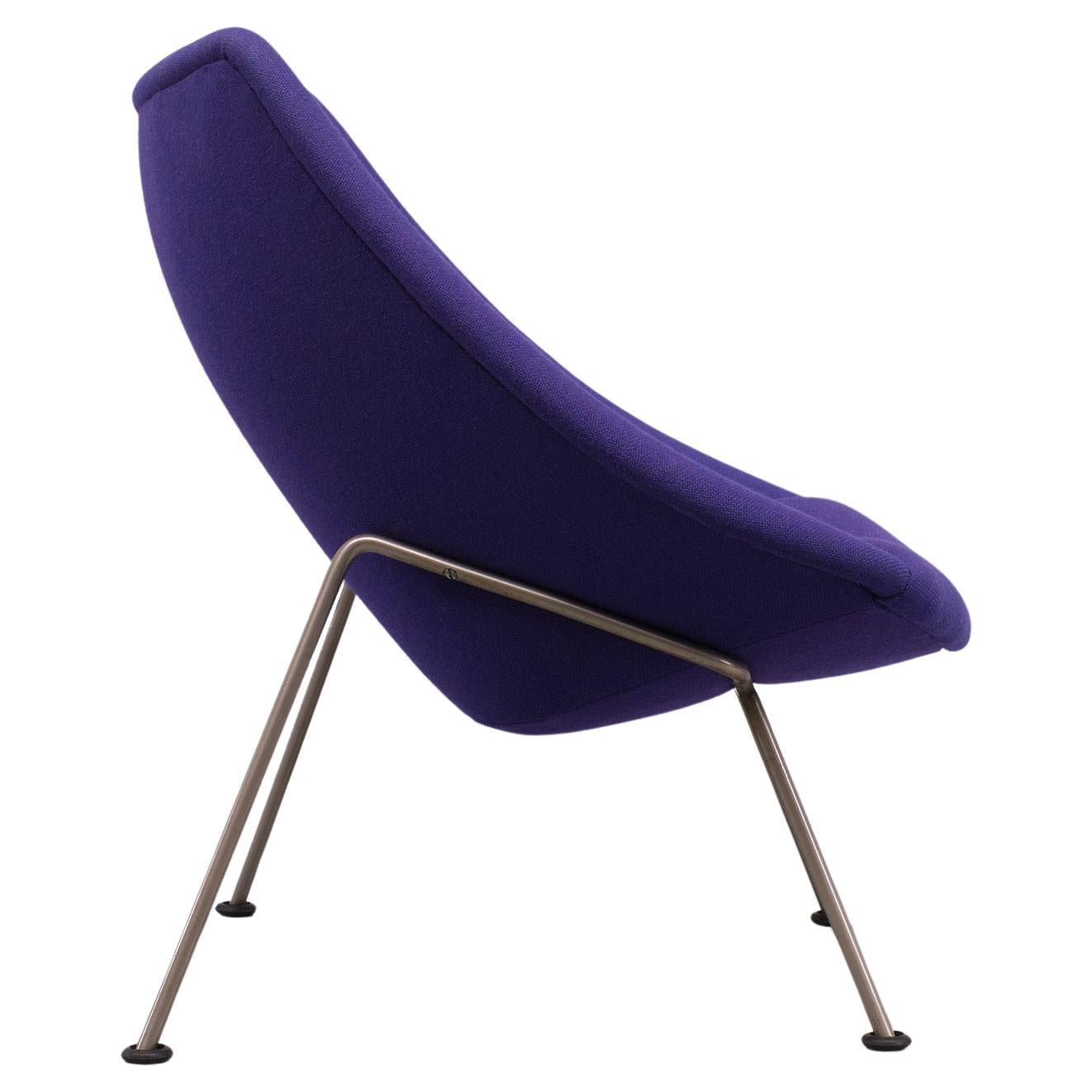 Dutch Pierre paulin ''Oyster ' Lounge chair for Artifort  1960s  For Sale