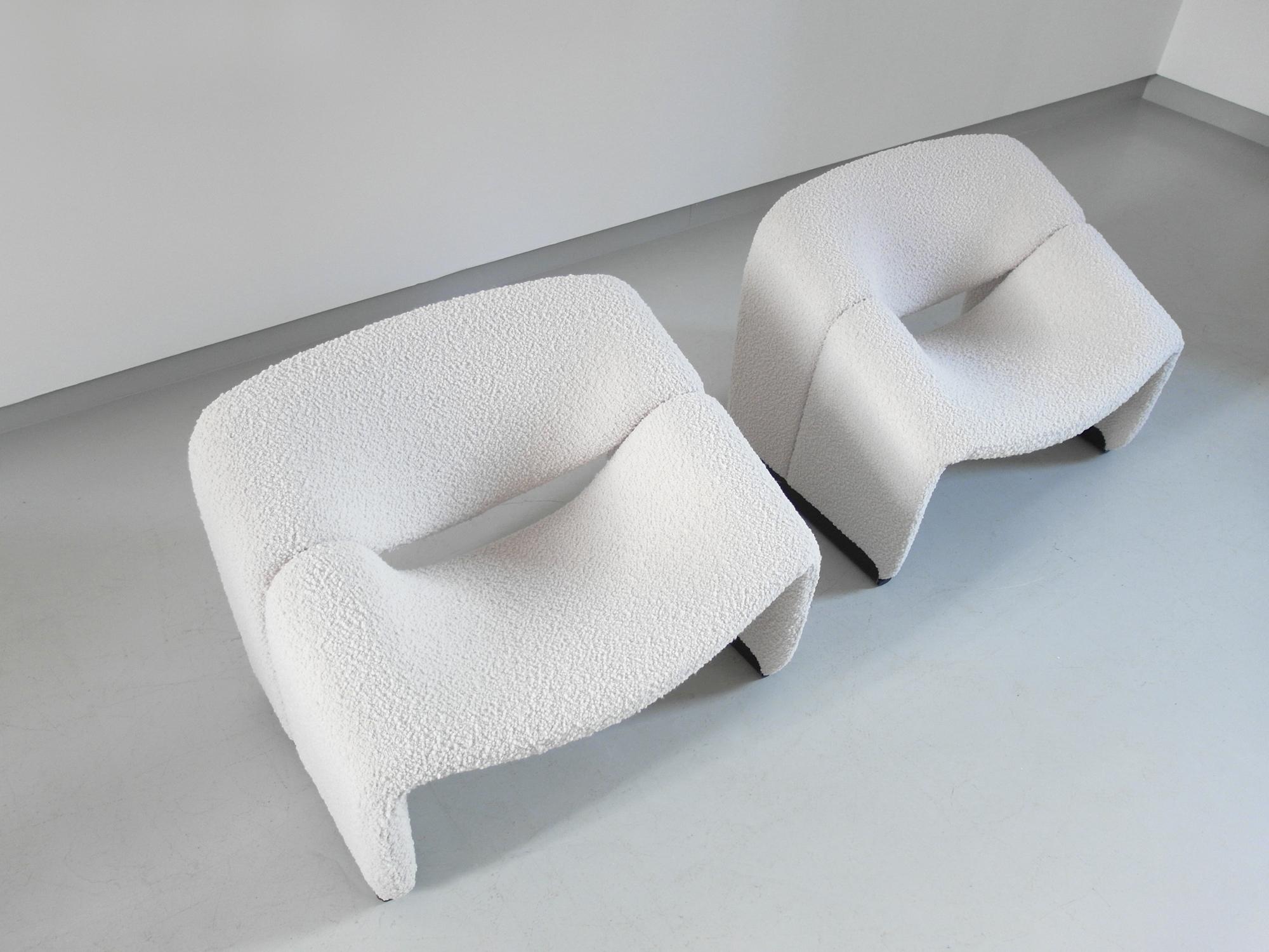 Pierre Paulin Pair of Groovy Chairs in Wool for Artifort, the Netherlands, 1973 In Good Condition In Woudrichem, NL