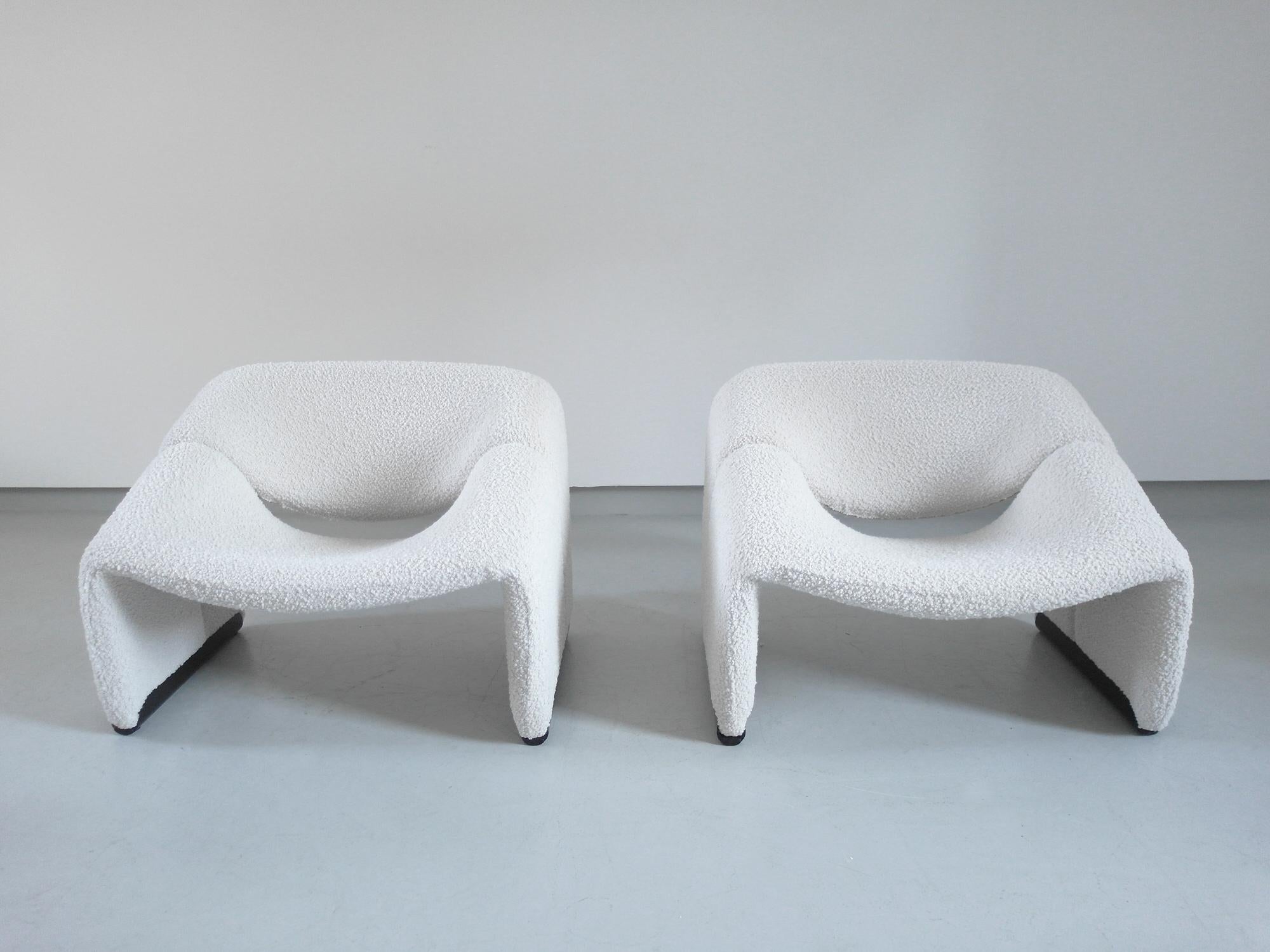 Pierre Paulin Pair of Groovy Chairs in Wool for Artifort, the Netherlands, 1973 1