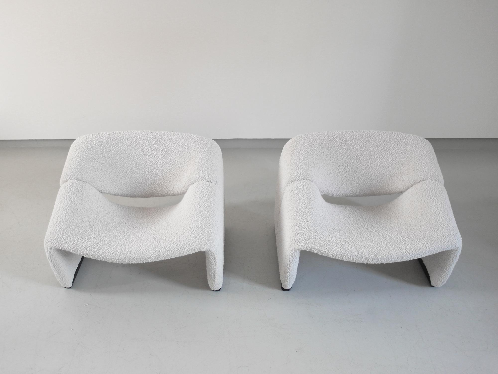 Pierre Paulin Pair of Groovy Chairs in Wool for Artifort, the Netherlands, 1973 3