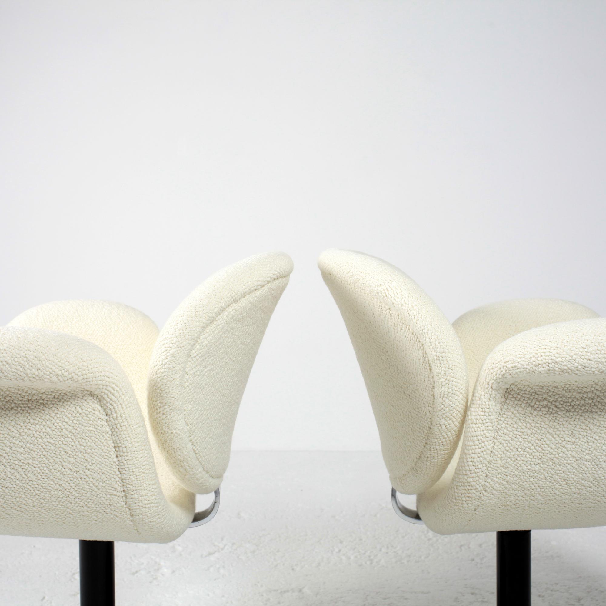 Pierre Paulin Pair of Little Tulip Swivel Chairs First Edition, 1960s 4