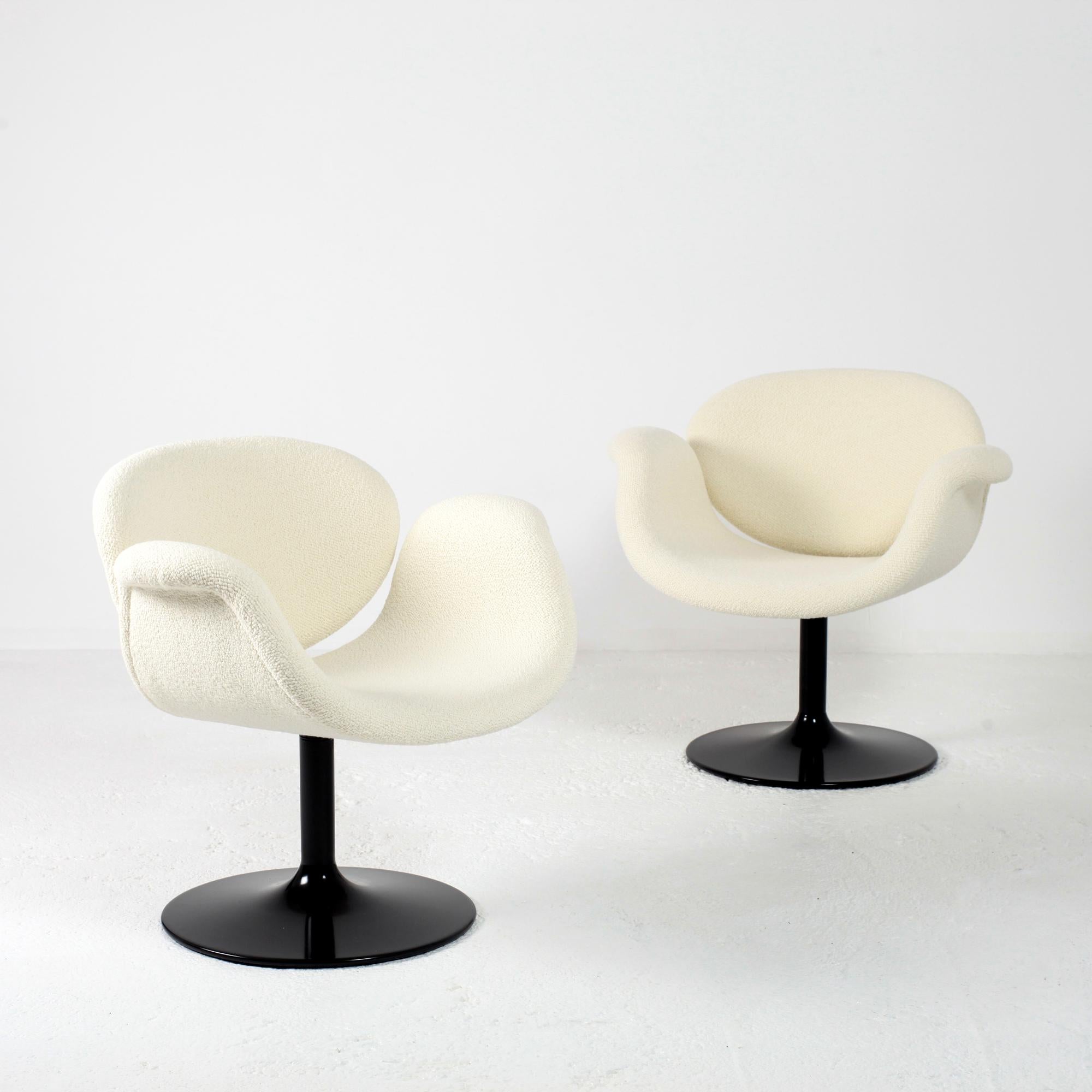 Mid-Century Modern Pierre Paulin Pair of Little Tulip Swivel Chairs First Edition, 1960s