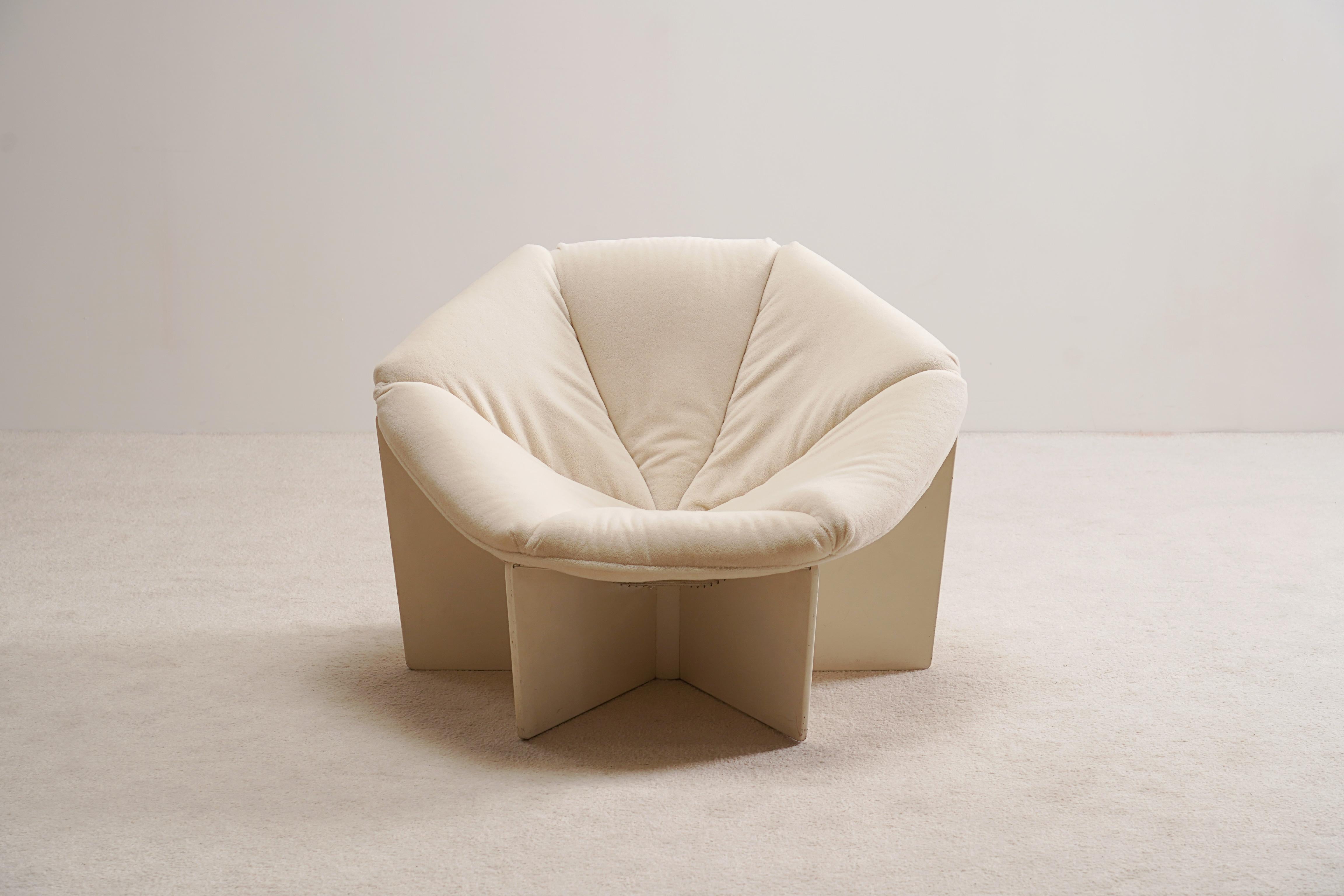Pierre Paulin, Pair of Spider Lounge Chairs 