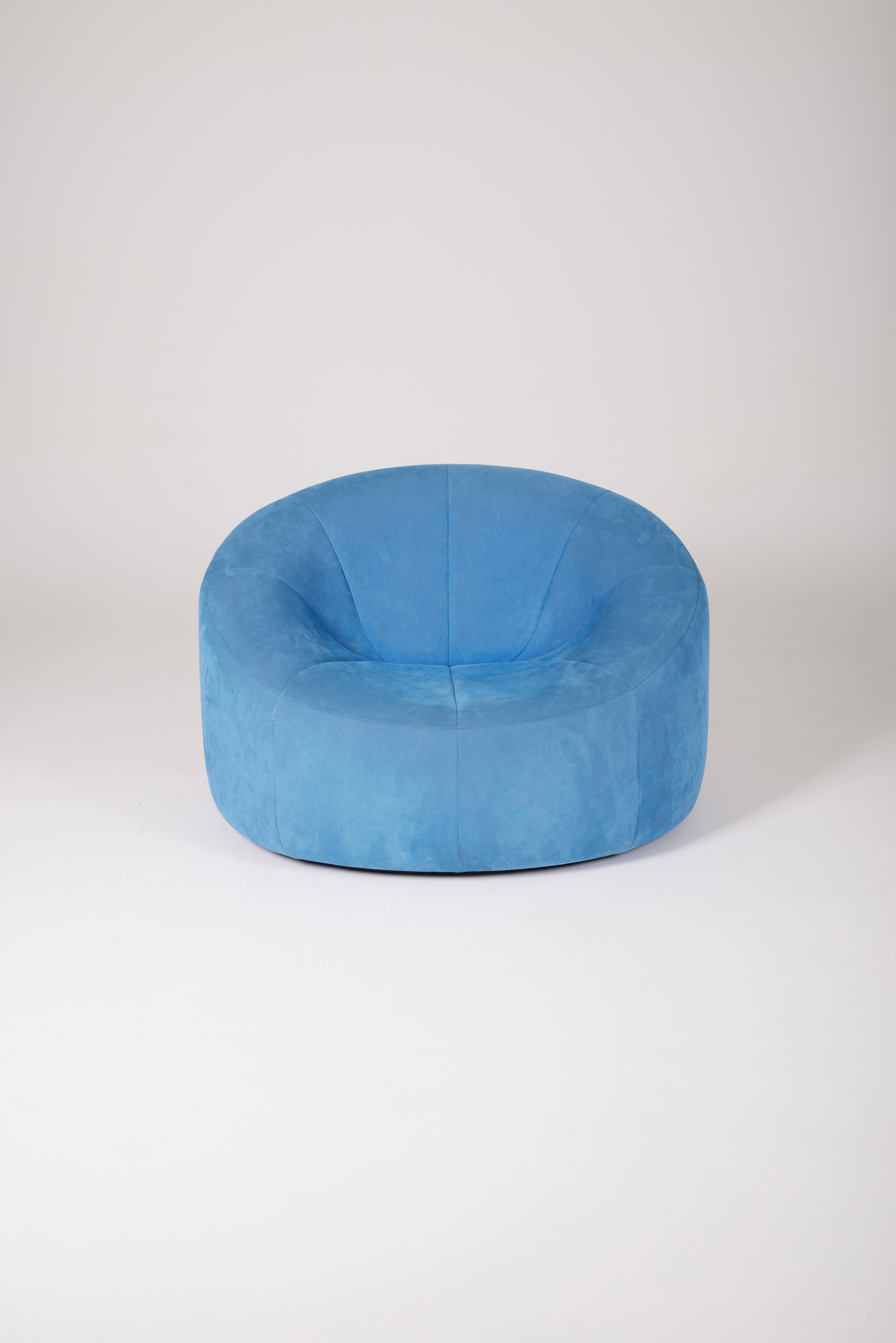 Iconic Pumpkin armchair by designer Pierre Paulin, published by Ligne Roset, 1970. This model was originally designed for the private flats of Claude and Georges Pompidou at the Elysée Palace. This armchair is in its original blue fabric.