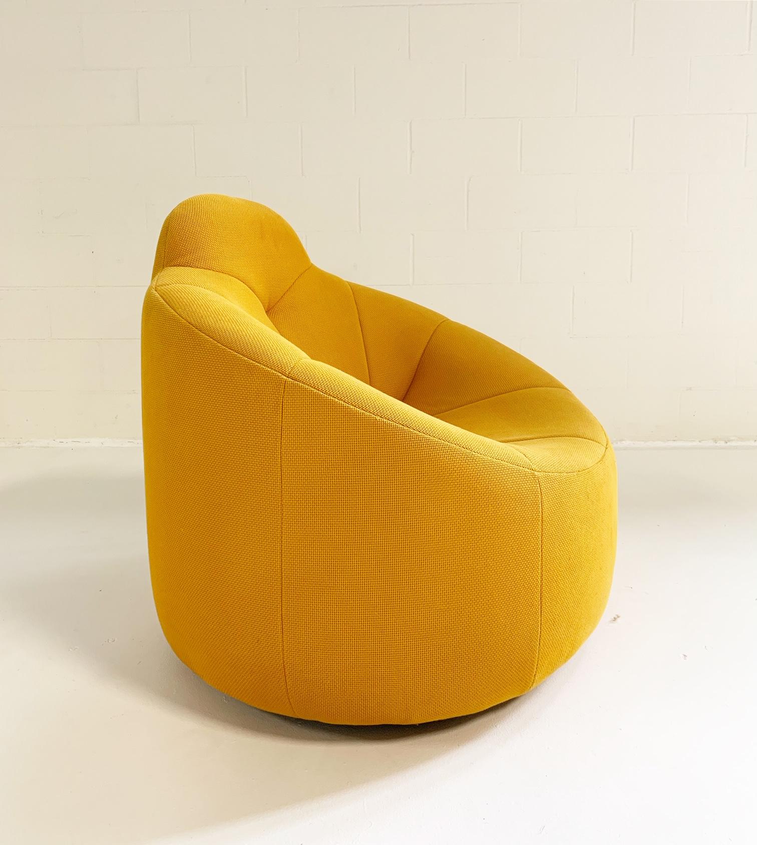 From Ligne Roset website: As suggested by its name, soft, organic, round shapes and firm seating comfort all characterize the Pumpkin collection. Resisting its appeal is impossible!

We collected this chair and loved the bright, fun upholstery, so