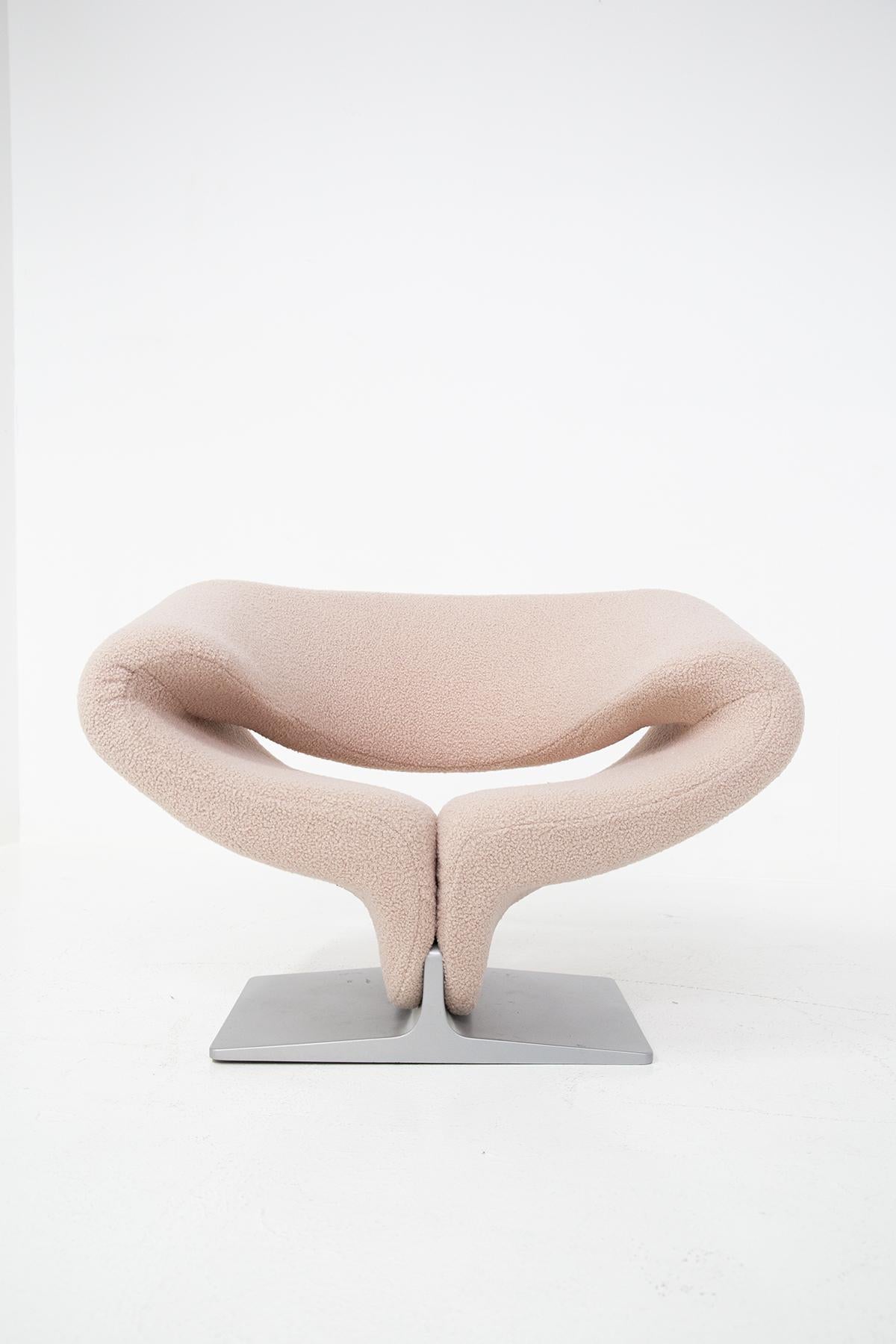 Pierre Paulin Ribbon Armchairs for Artifort in Pink Bouclè, First Edition 7