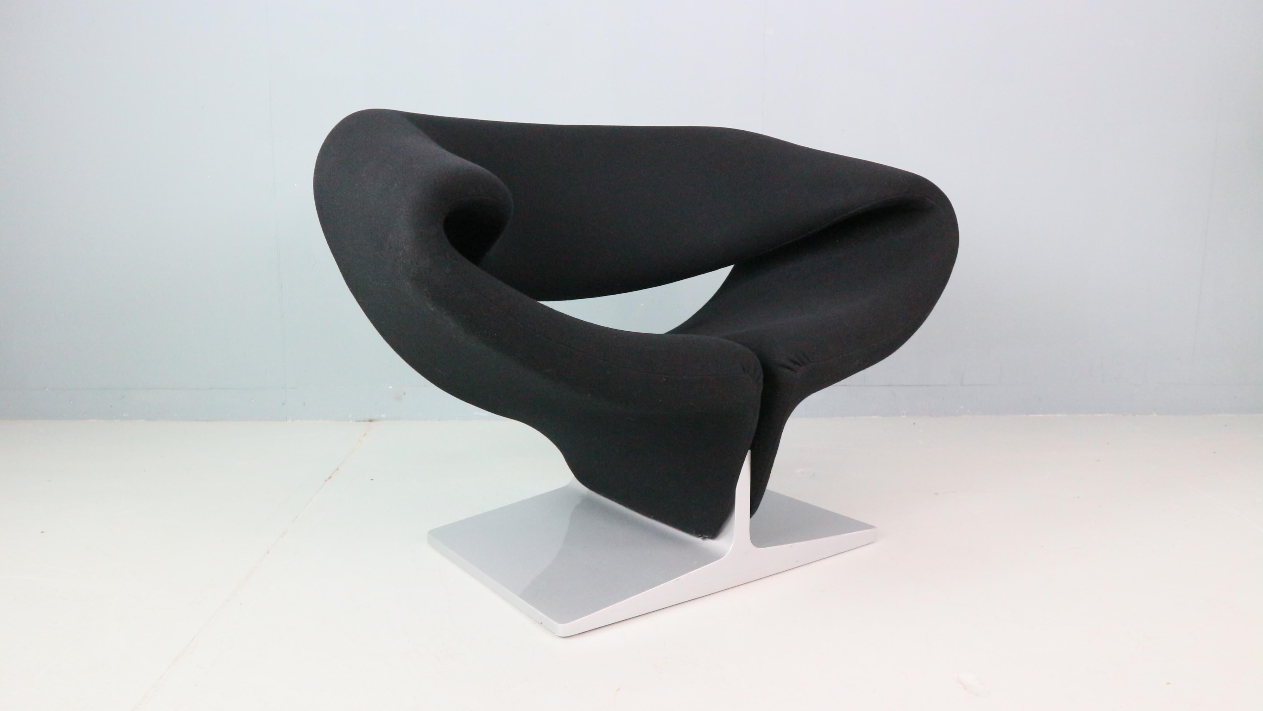 Dutch Pierre Paulin Ribbon Chair for Artifort, 1960 For Sale