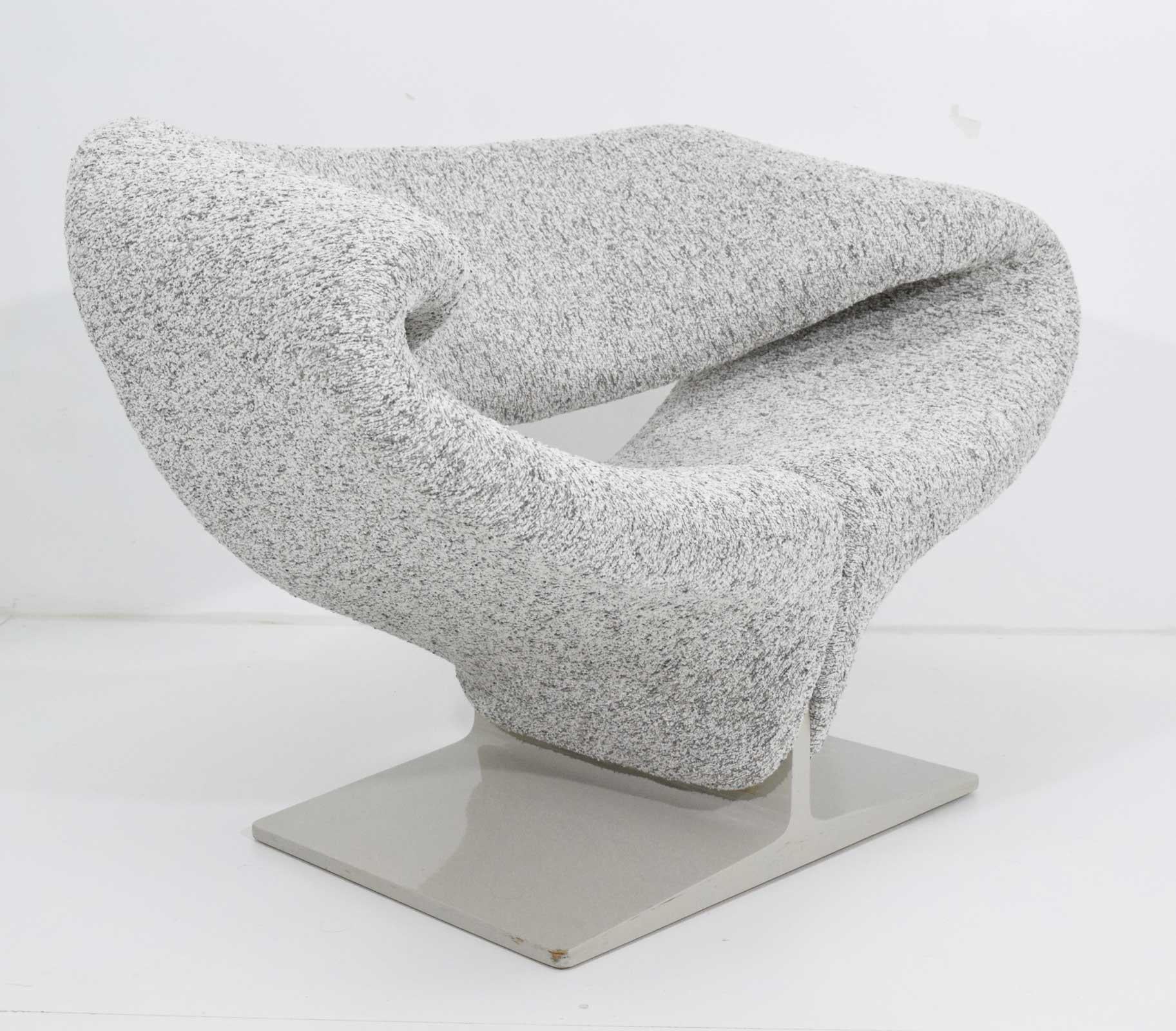 20th Century Pierre Paulin Ribbon Chair in White and Gray Upholstery