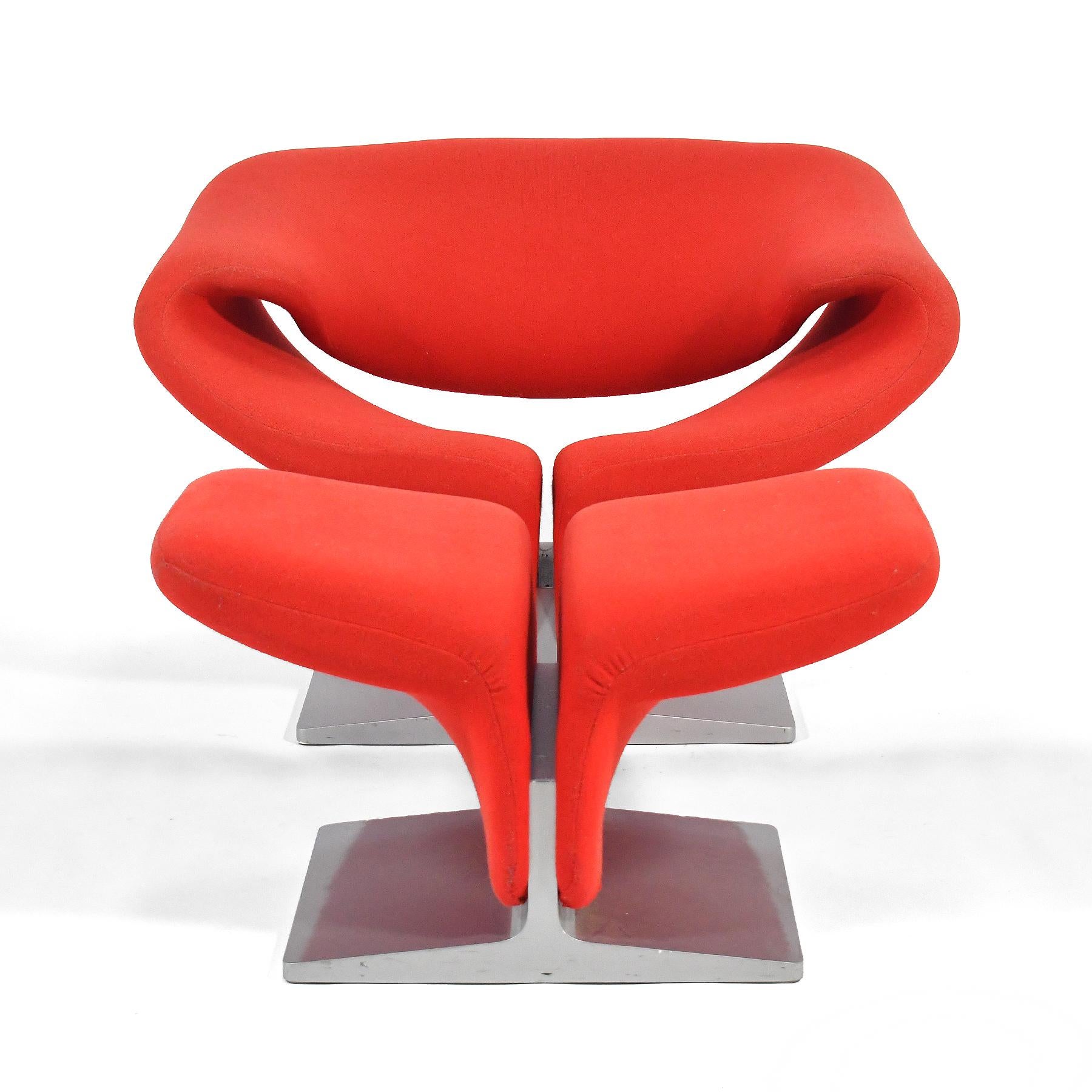Mid-Century Modern Pierre Paulin Ribon Chair & Ottoman