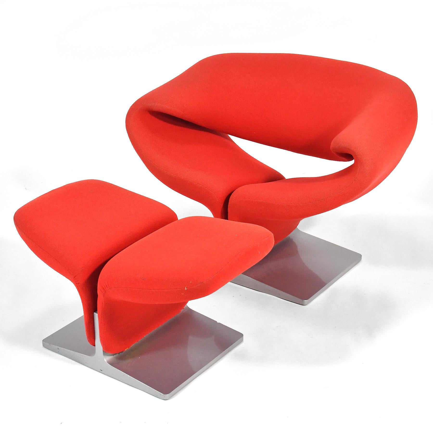 Pierre Paulin Ribon Chair & Ottoman 1