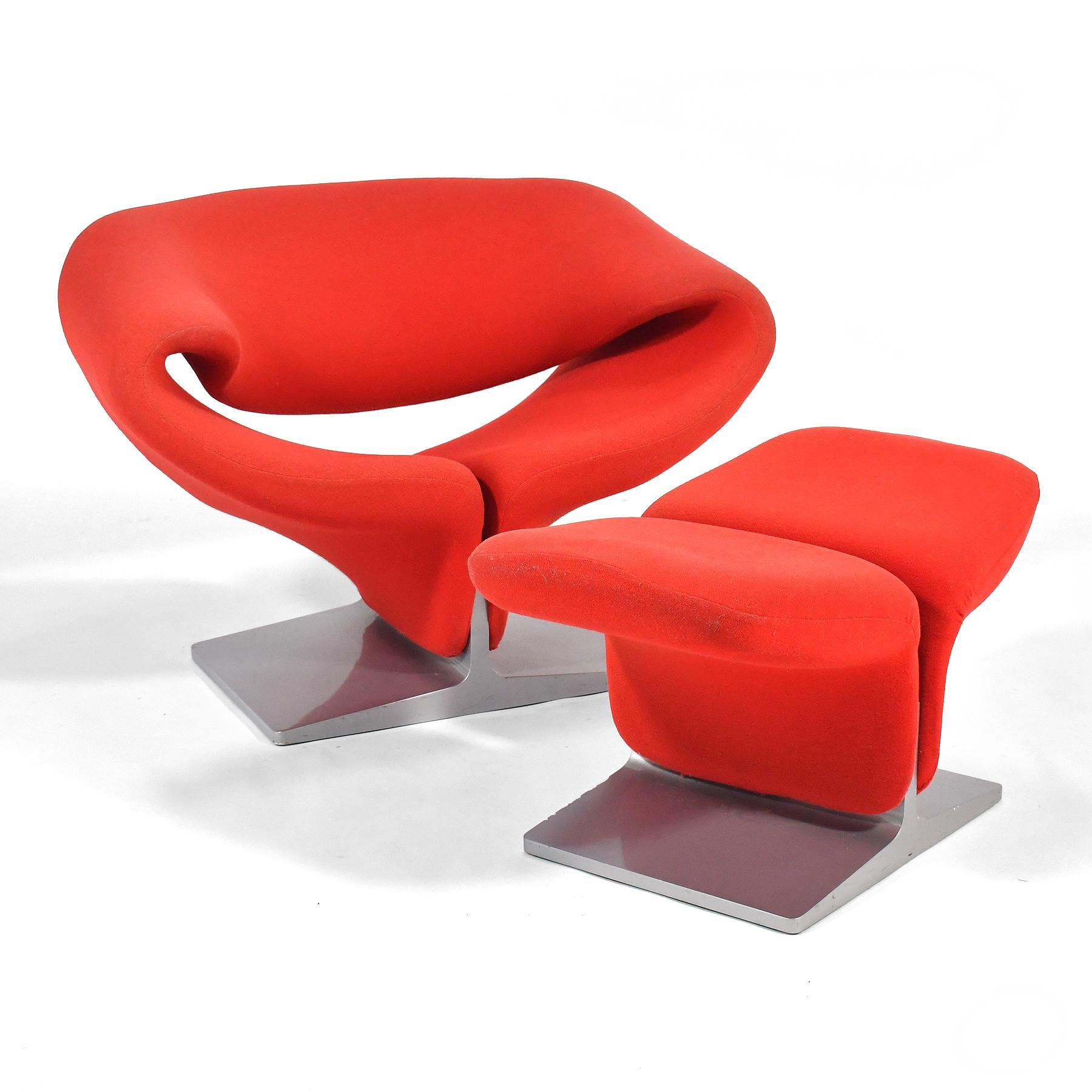 Pierre Paulin Ribon Chair & Ottoman 2