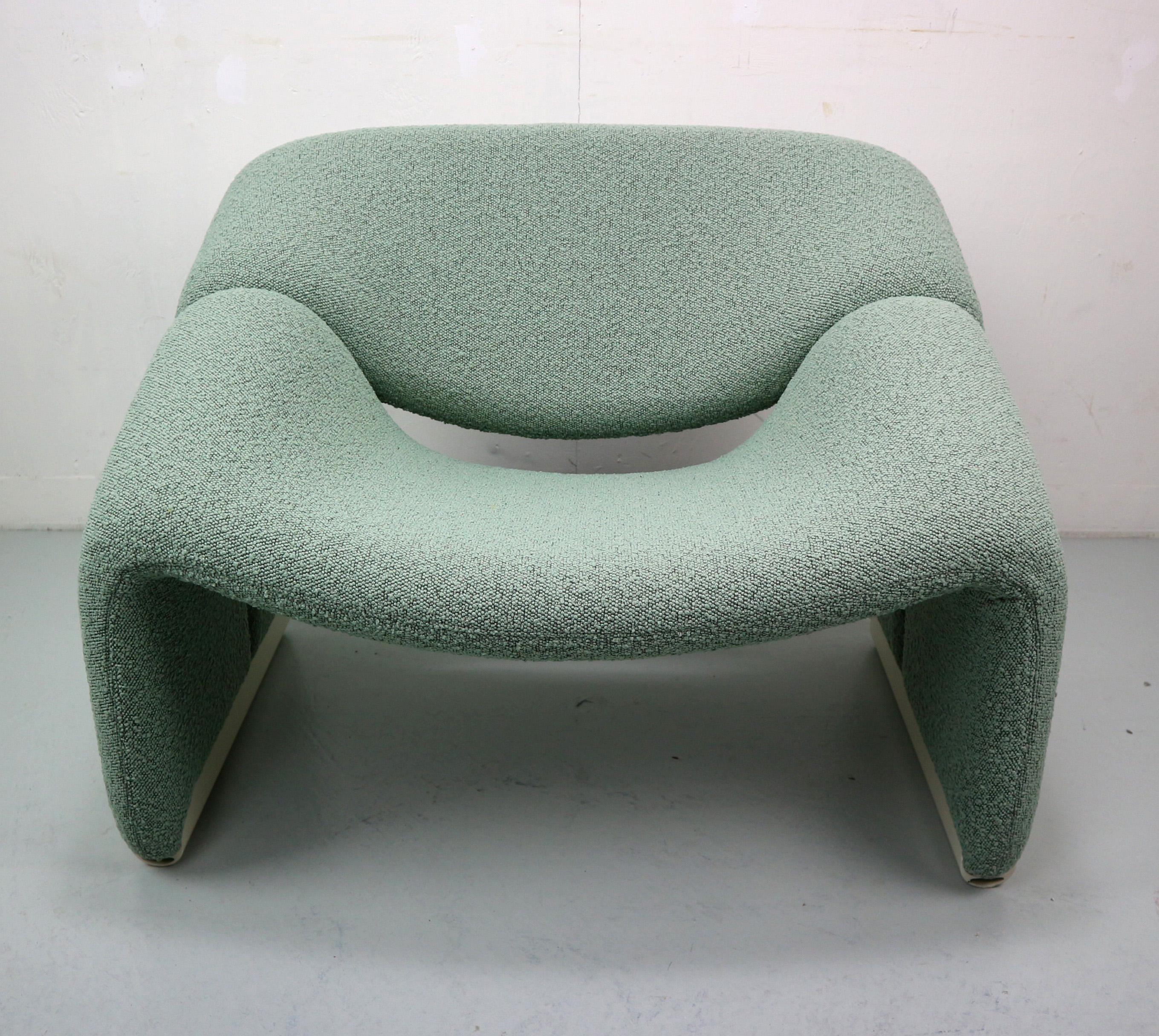 Dutch Pierre Paulin Set of 2 F598 Groovy Armchairs for Artifort New Upholstery, 1972 For Sale