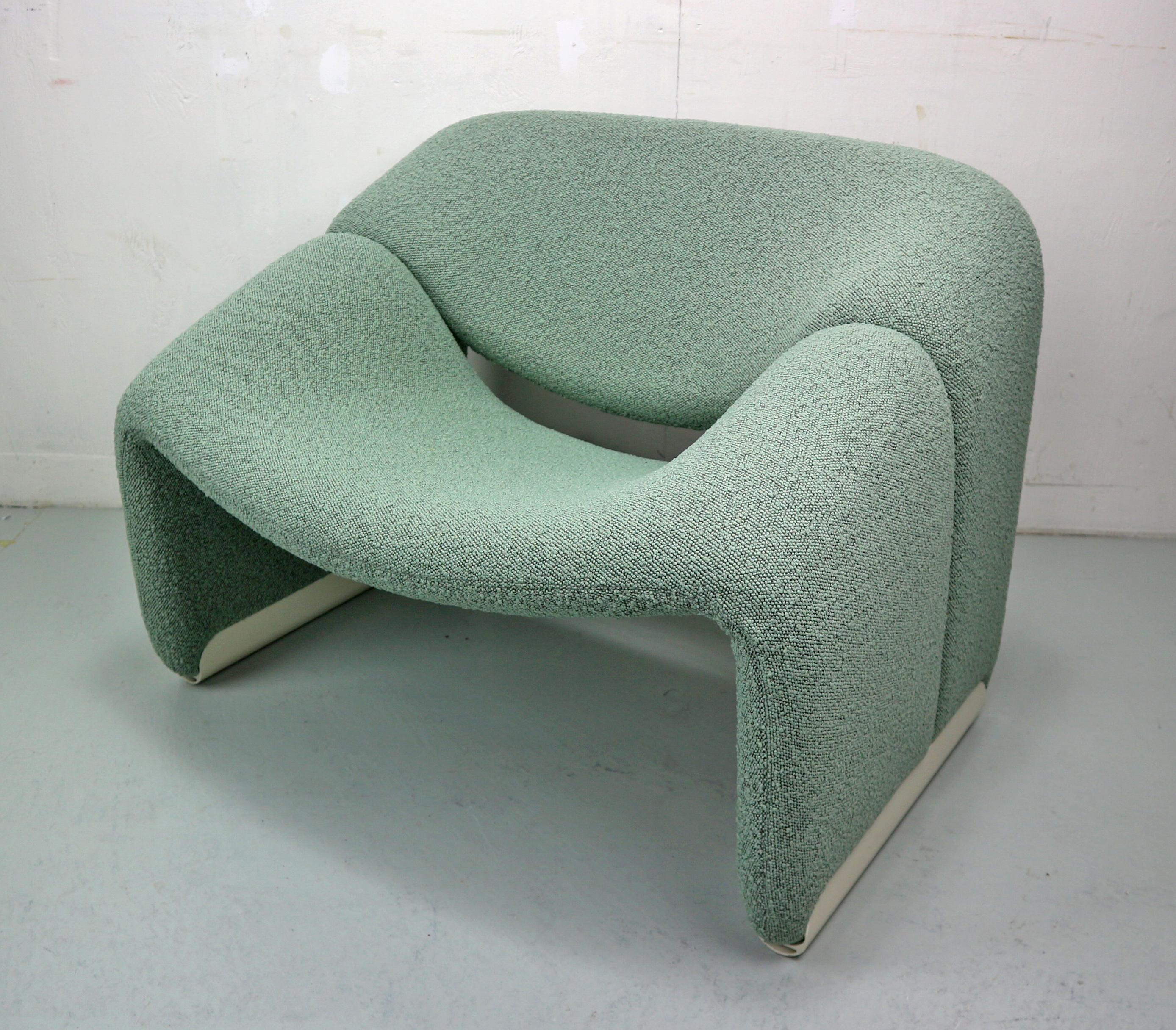 Pierre Paulin Set of 2 F598 Groovy Armchairs for Artifort New Upholstery, 1972 In Good Condition For Sale In The Hague, NL