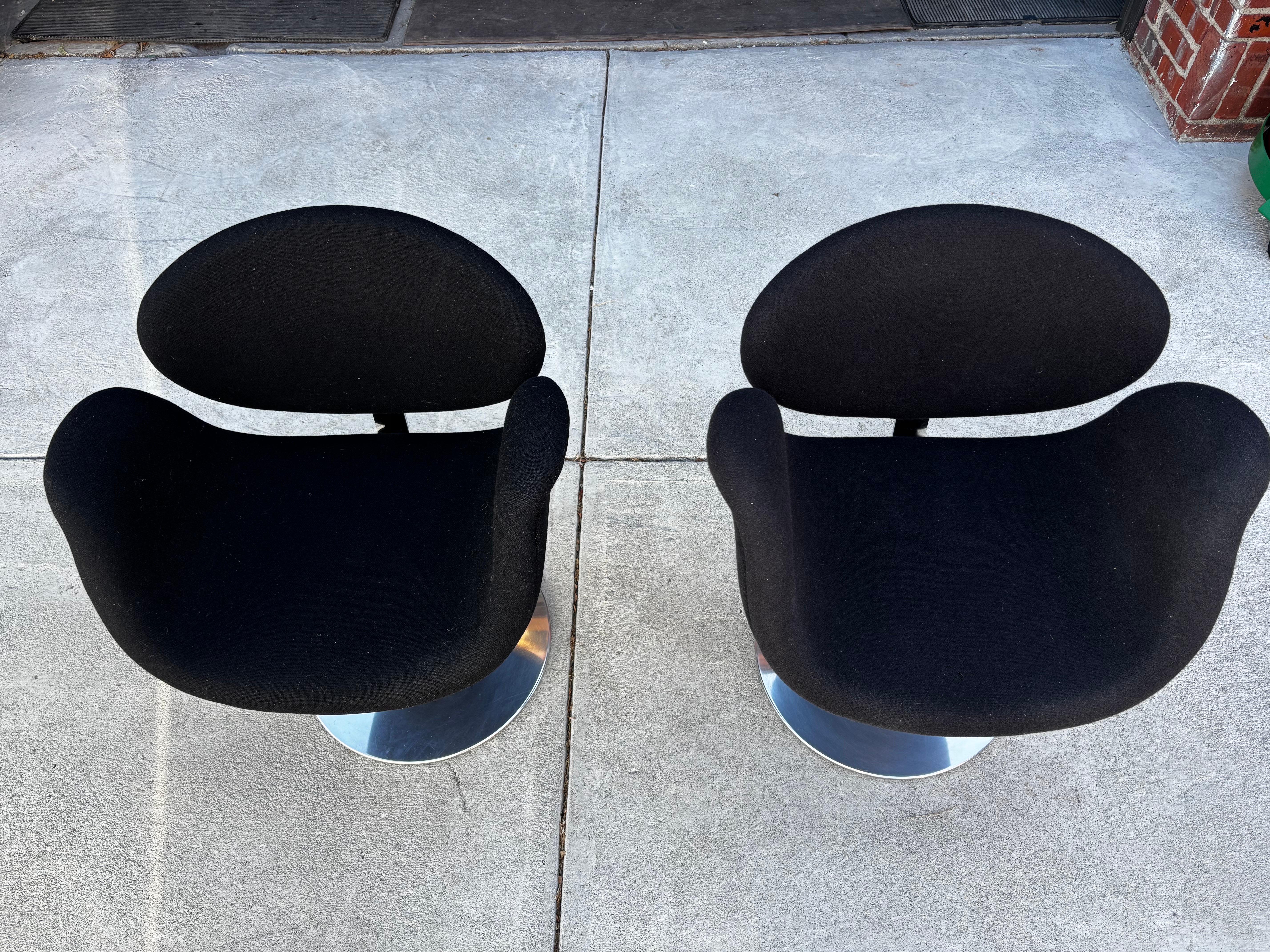 Pierre Paulin Small Tulip Chairs, vendute in coppia in vendita 4