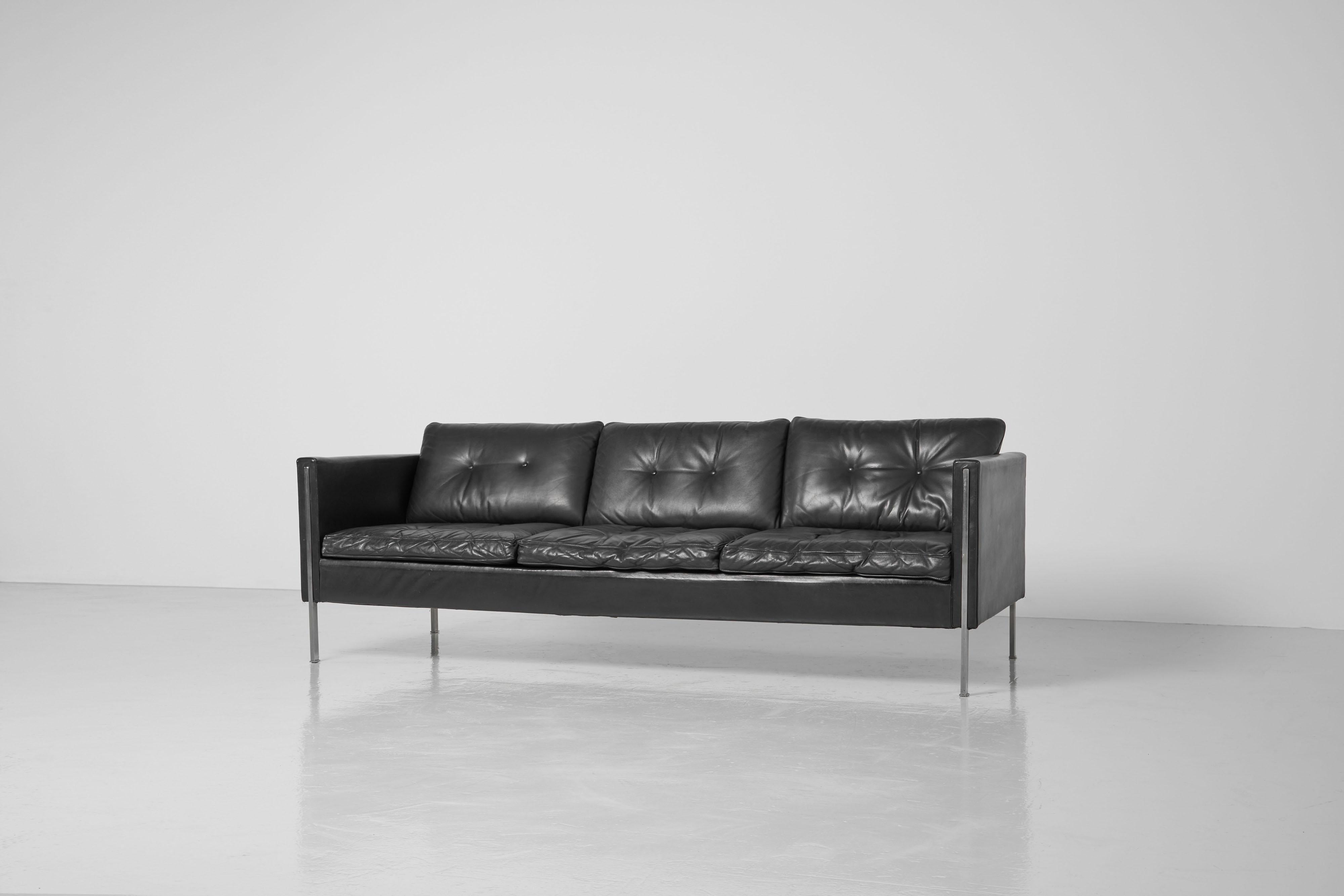 pierre paulin sofa