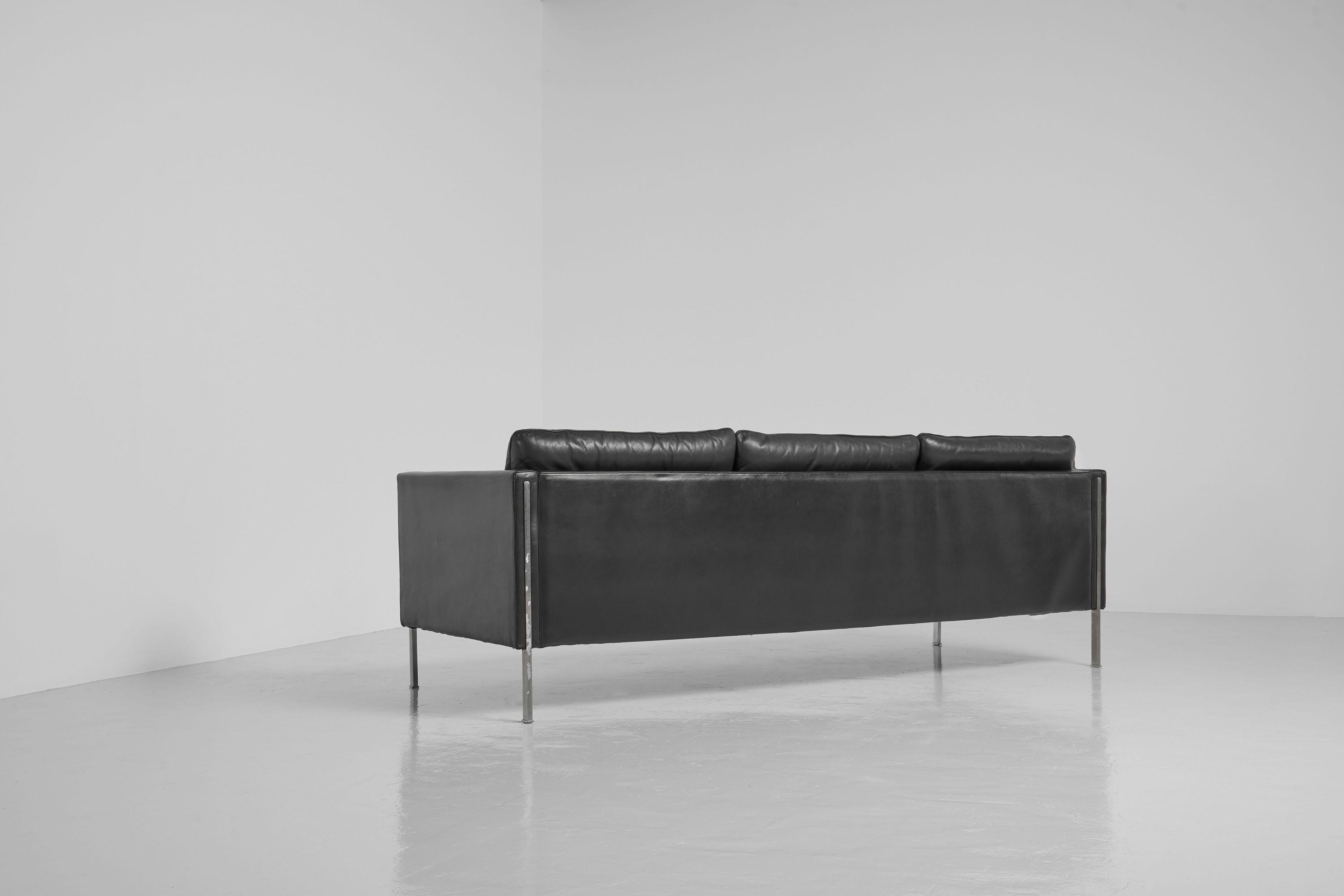 Mid-Century Modern Pierre Paulin sofa 442/3 Artifort Netherlands 1962 For Sale