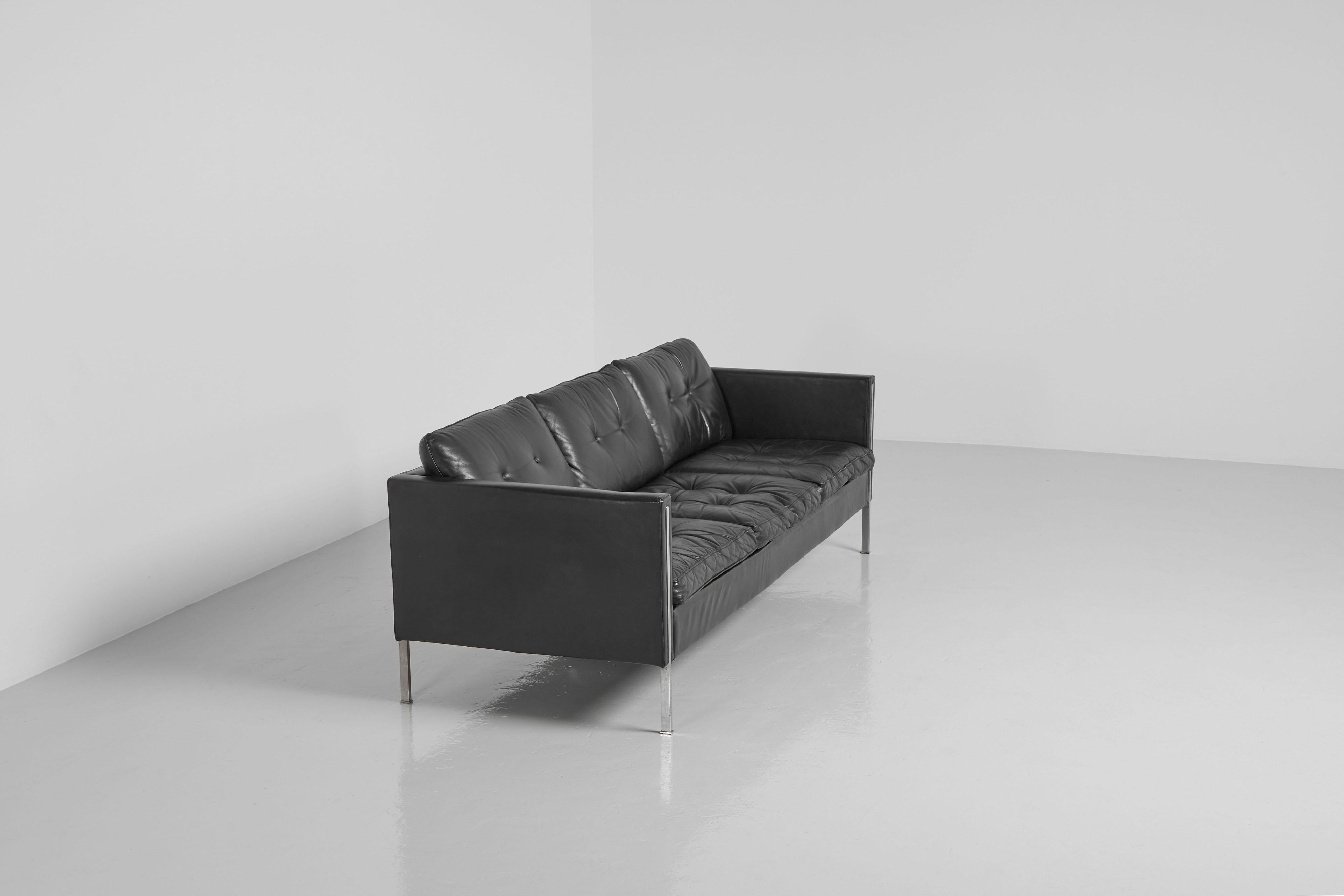 Dutch Pierre Paulin sofa 442/3 Artifort Netherlands 1962 For Sale