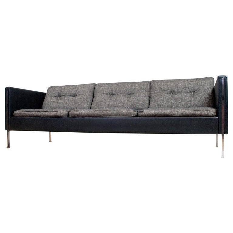 Pierre Paulin Sofa 442 in Black and Grey for Artifort Mid Century ...