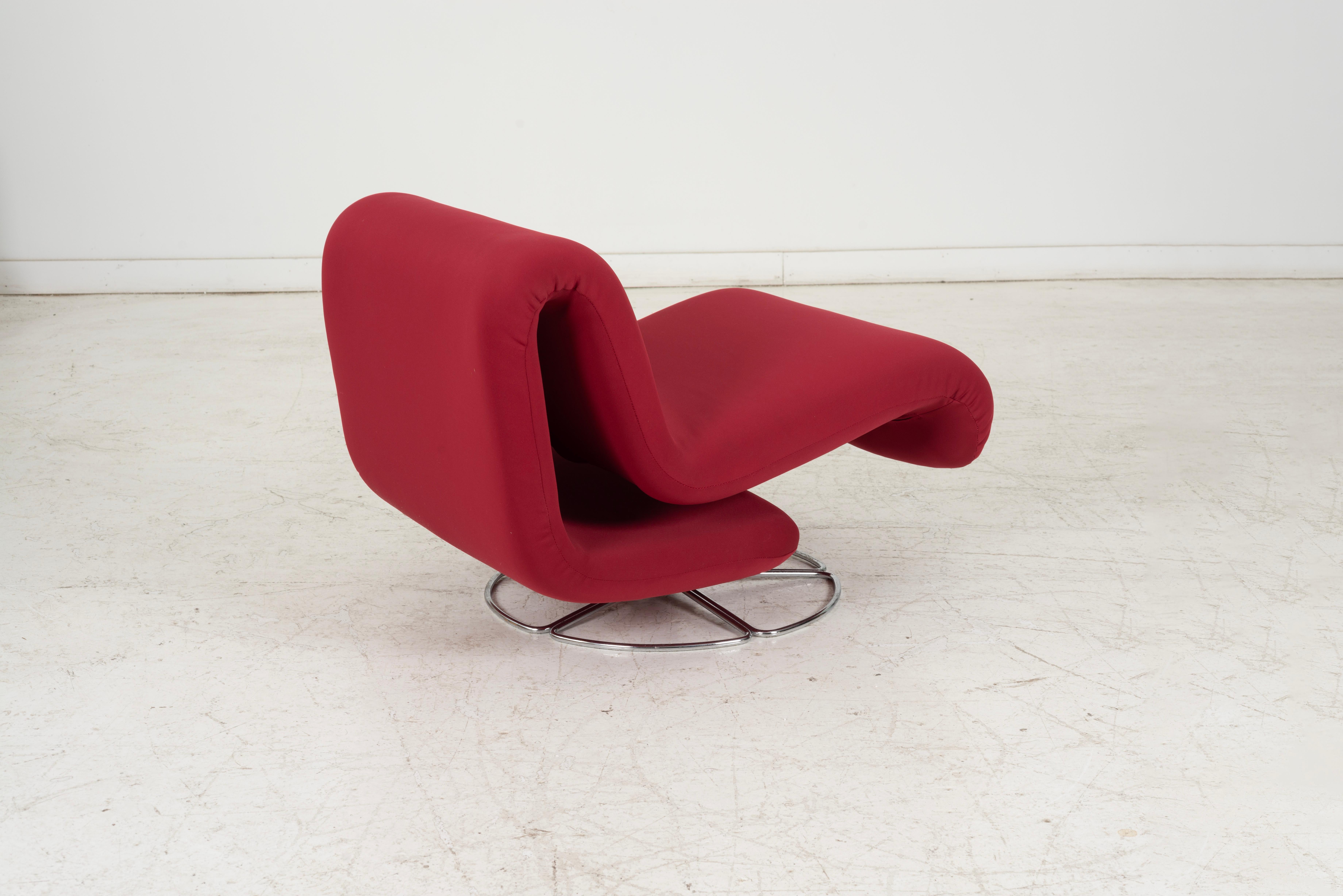 Chrome Pierre Paulin Style 1960's Swivel Lounge Chair For Sale