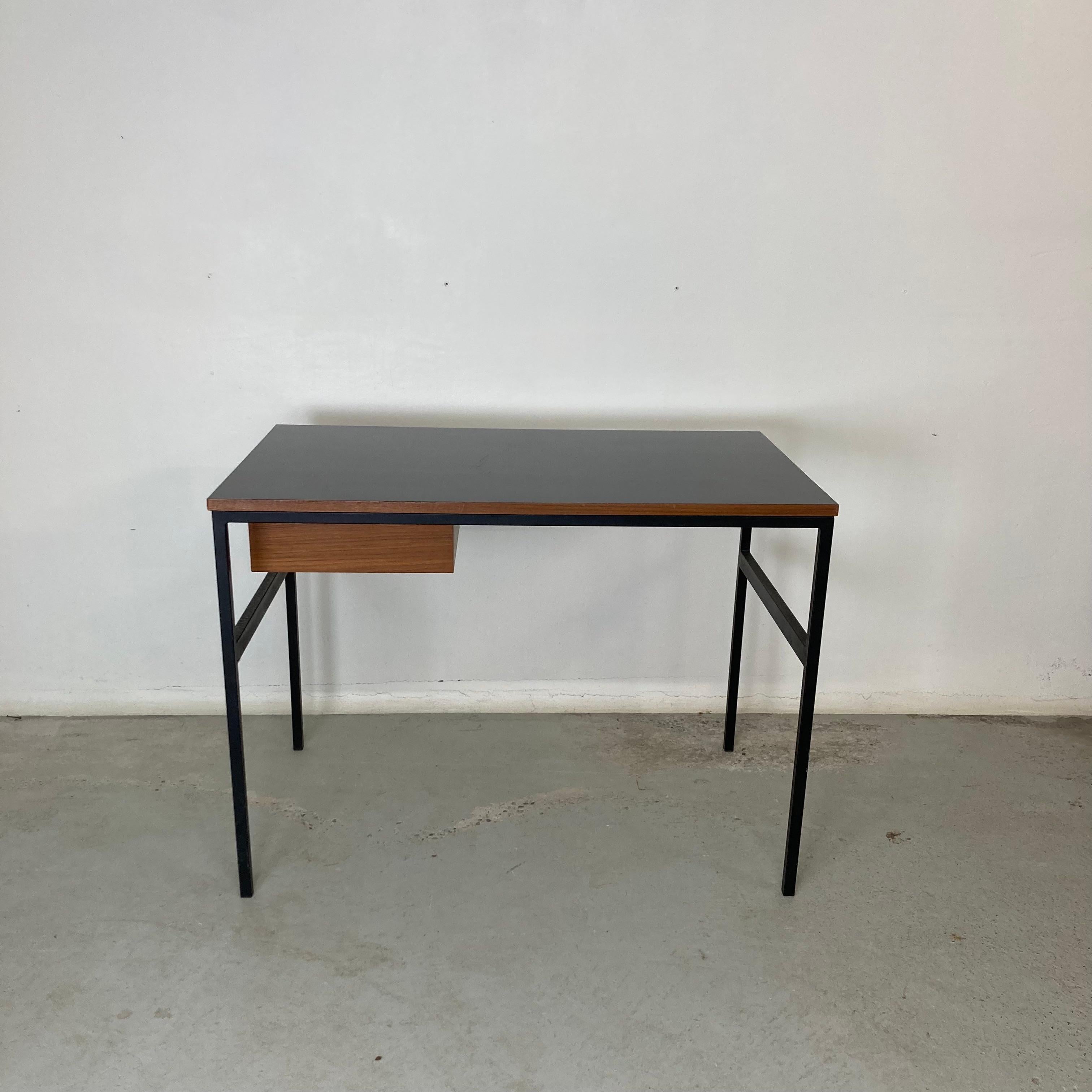 Schreibtisch von Pierre Paulin & Thonet mit Schublade, Metall Teakholz und Formica, Frankreich um 1955 im Angebot 1
