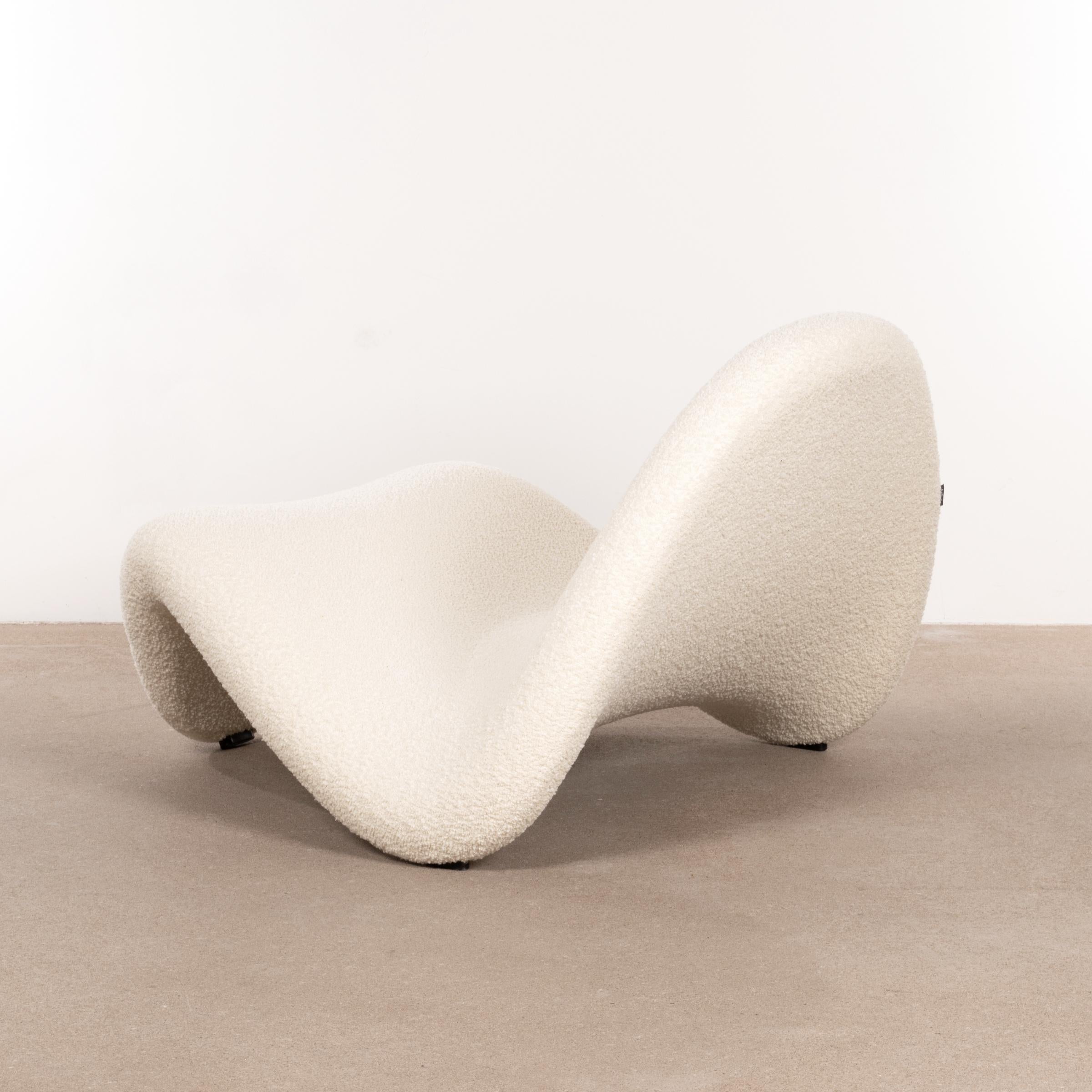 Mid-Century Modern Pierre Paulin Tongue Lounge Chair in Bouclé Wool by Artifort > for Brigid