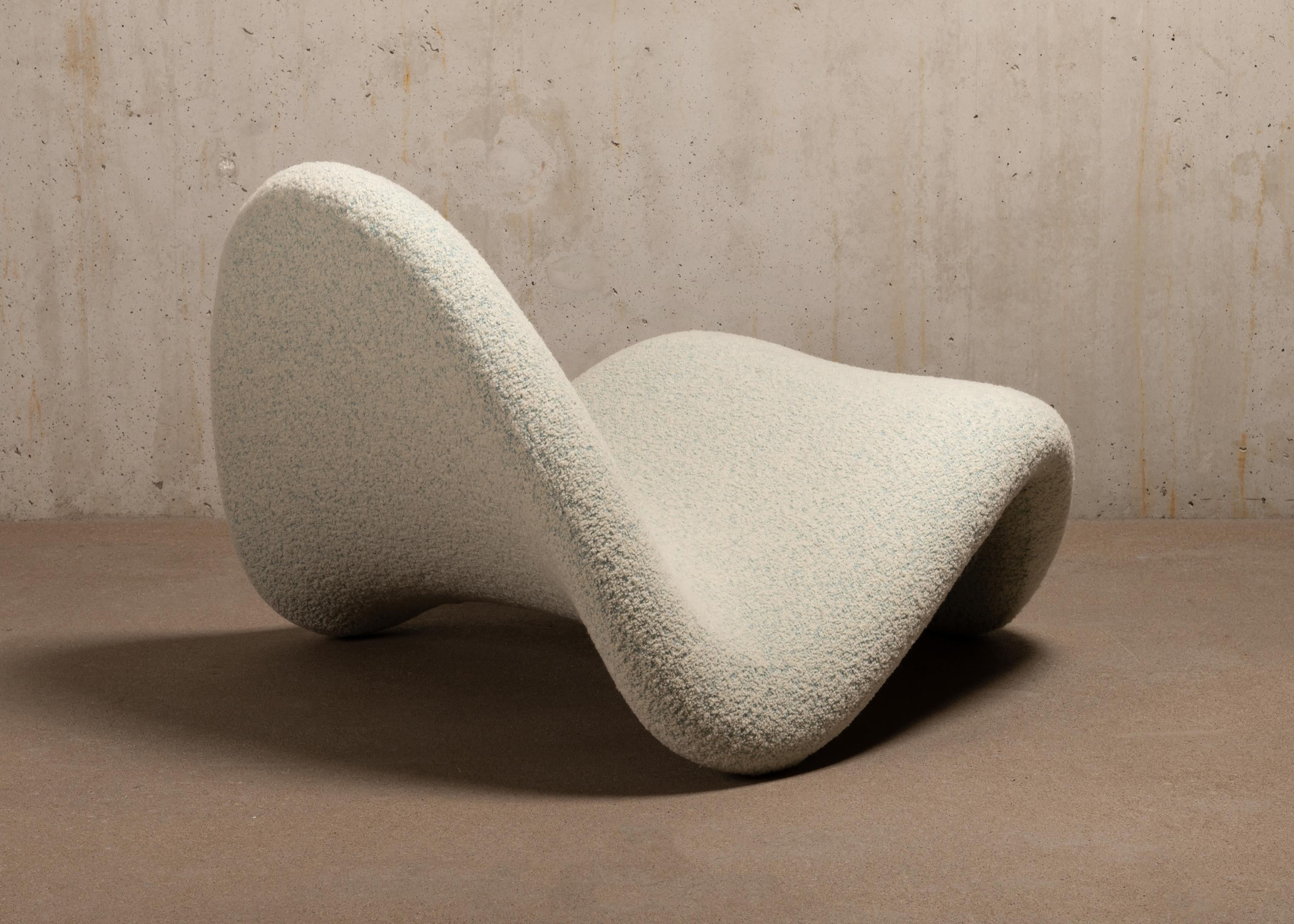 Dutch Pierre Paulin Tongue Lounge Chair in Naturel Duotone Bouclé Wool for Artifort