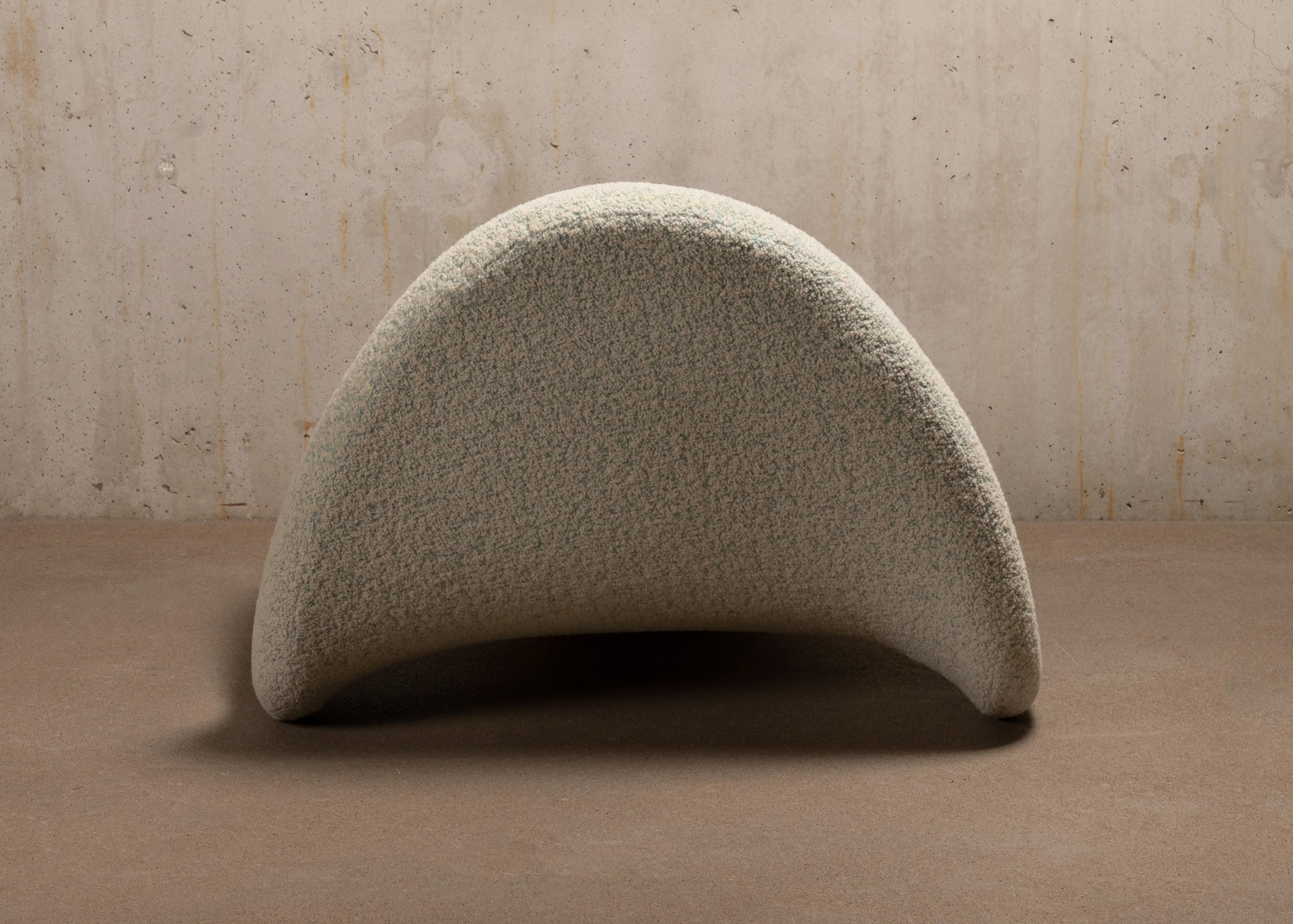 Pierre Paulin Tongue Lounge Chair in Naturel Duotone Bouclé Wool for Artifort In Excellent Condition In Amsterdam, NL
