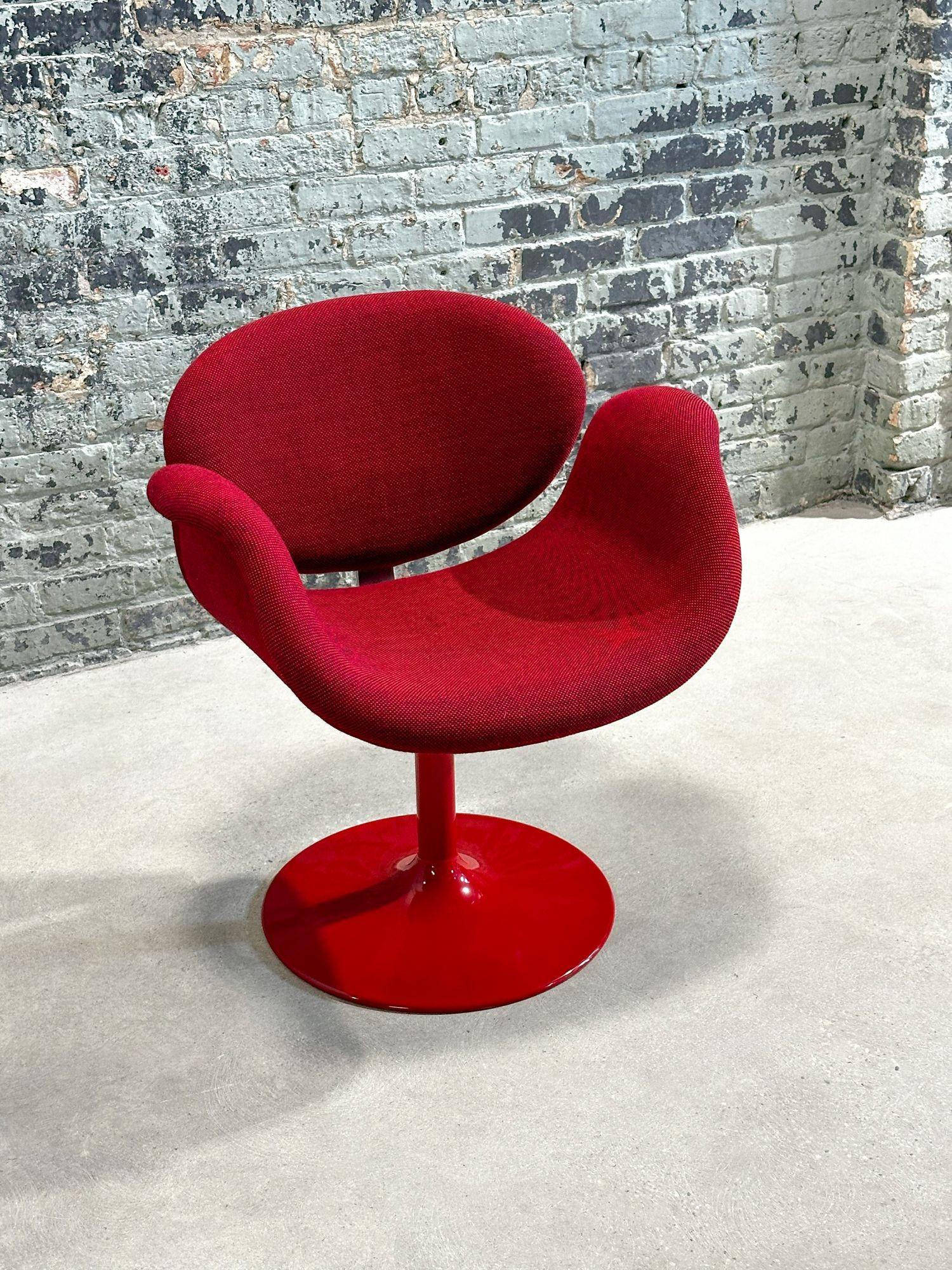 Pierre Paulin Tulip Midi Chair w/Aluminum Base, by Artifort 1960 In Good Condition For Sale In Chicago, IL