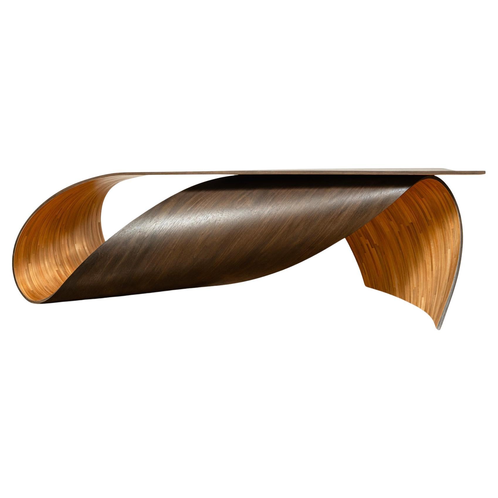 Pierre Renart
Lison de Caunes American walnut
straw marquetry coffee table