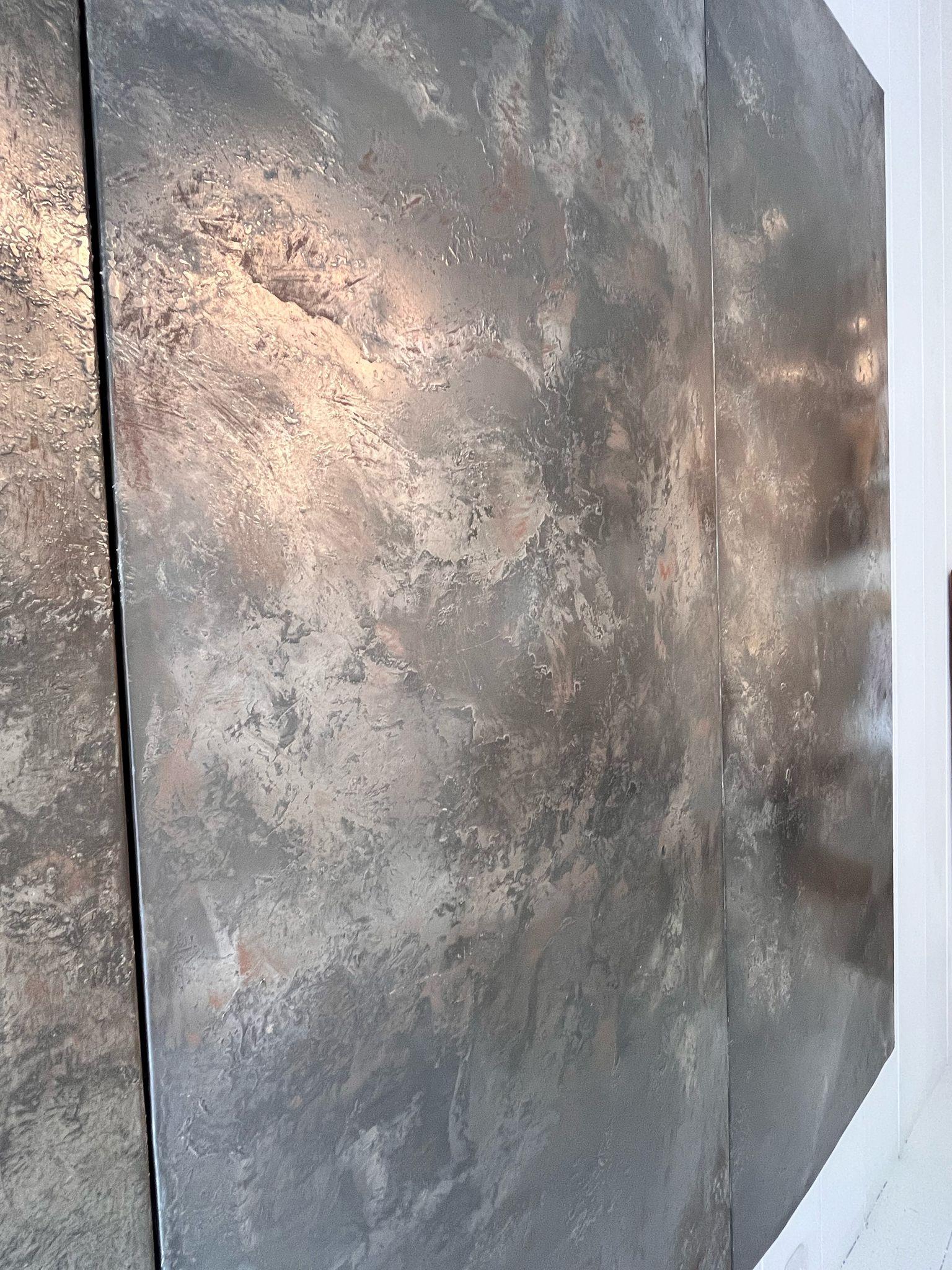 Pierre Sabatier Brutalistische Wandskulptur aus Stahl und Reinzinn, Frankreich, 1974 im Zustand „Gut“ im Angebot in Saint-Ouen, FR