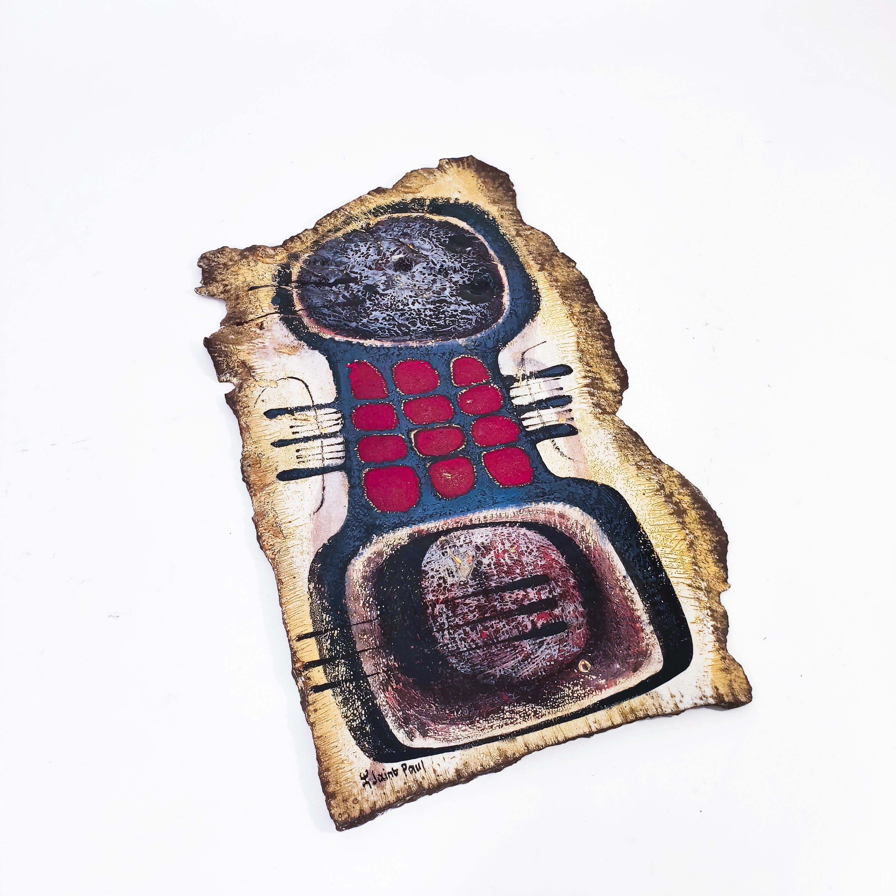 Spettacolare ed enorme ceramica murale di Pierre Saint Paul (1926-2018) in stile brutalista, anni '50. Realizzato interamente in ceramica vetrificata policroma con motivi e forme astratte.
Pezzo firmato in basso a sinistra con il suo Monogram e il
