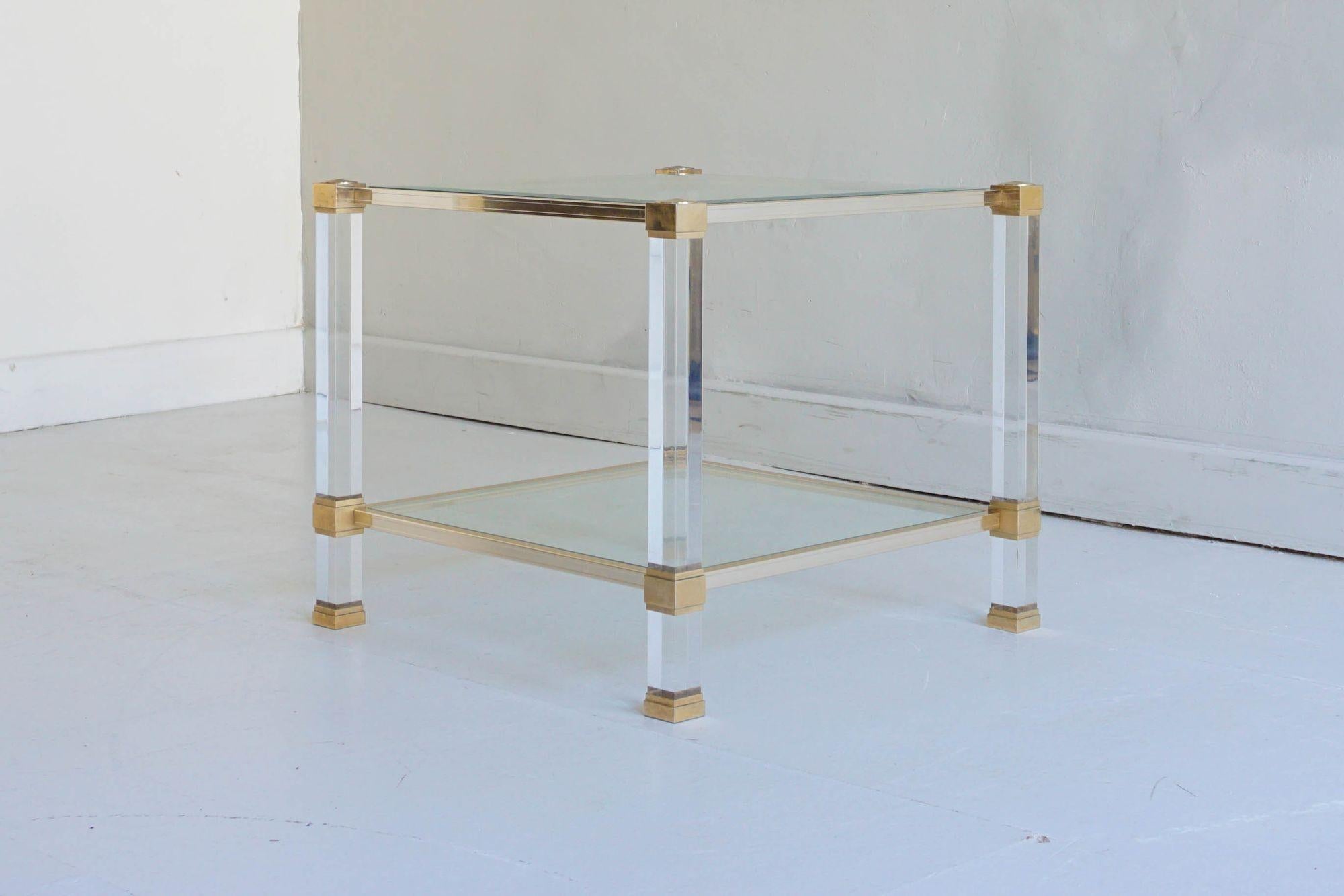 Pierre Vandel Lucite Two Tier Glass Side Table (Französisch) im Angebot