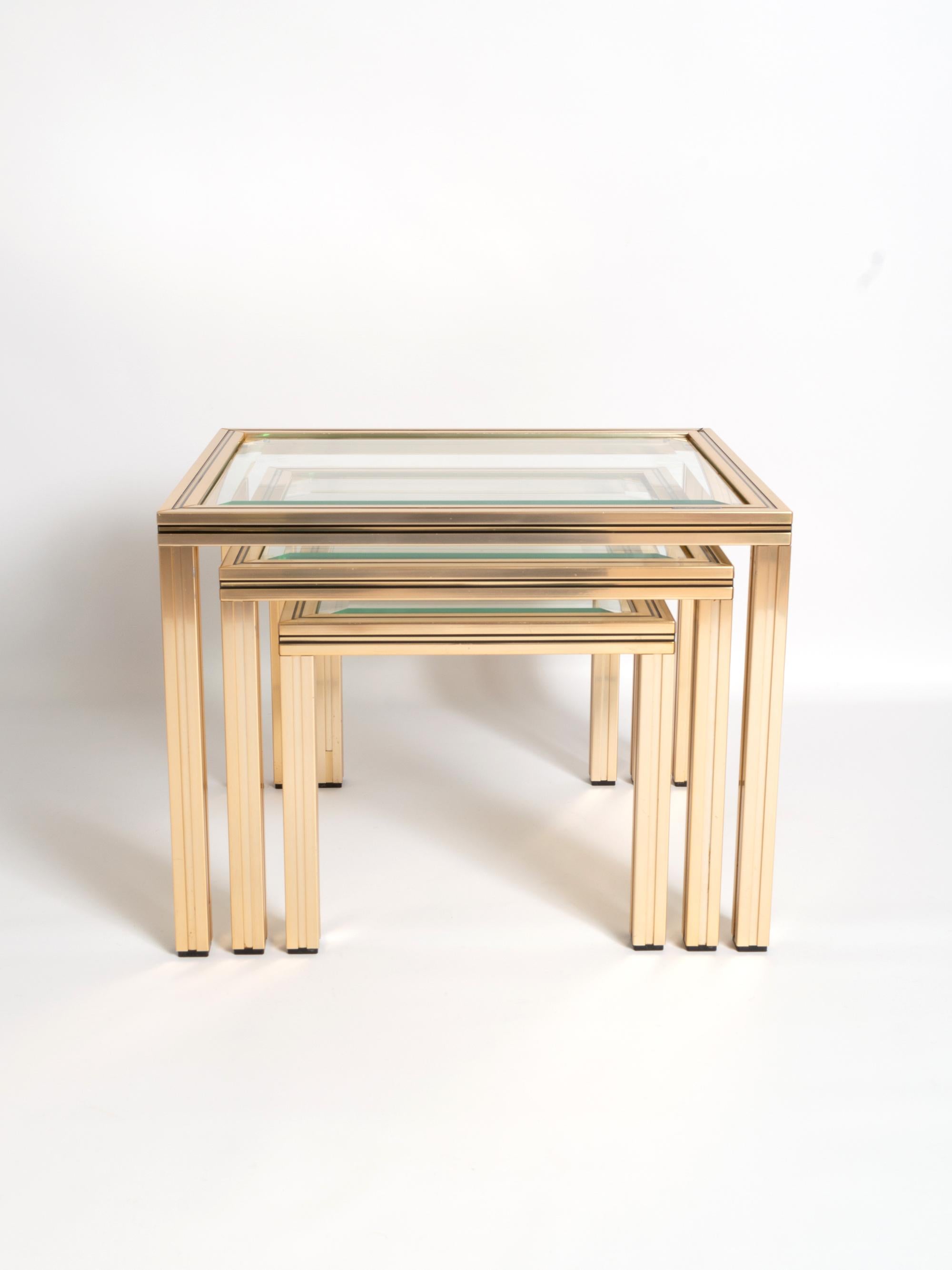 French Pierre Vandel Set of Three Nesting Tables, France, circa 1970 For Sale
