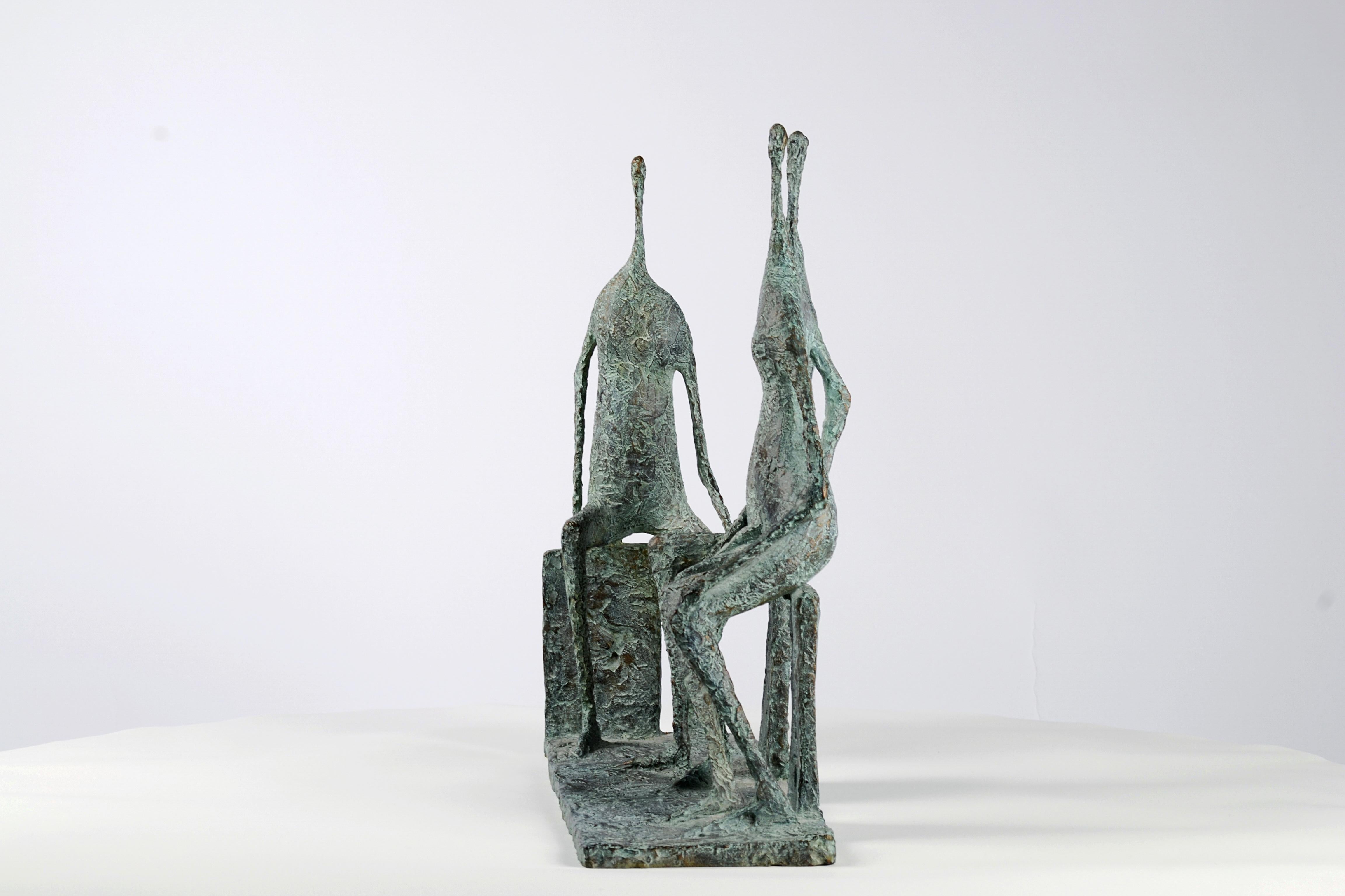 3 Figuras Sentadas I de Pierre Yermia - Escultura contemporánea de bronce, humana en venta 6