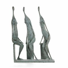 3 Figures assises II de Pierre Yermia  Groupe de trois figures en bronze