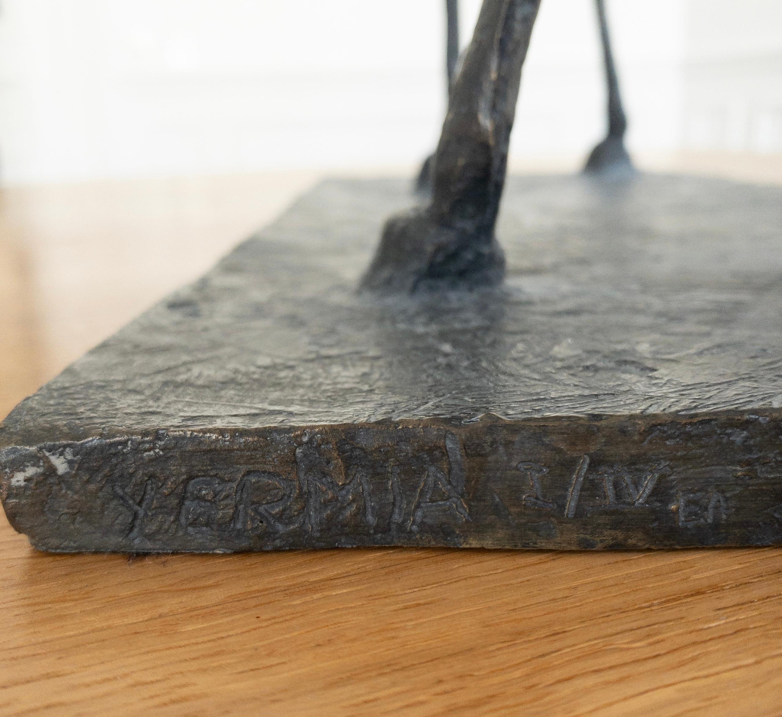 Bull IV by Pierre Yermia - Animal bronze sculpture, figurative, dark grey patina For Sale 10