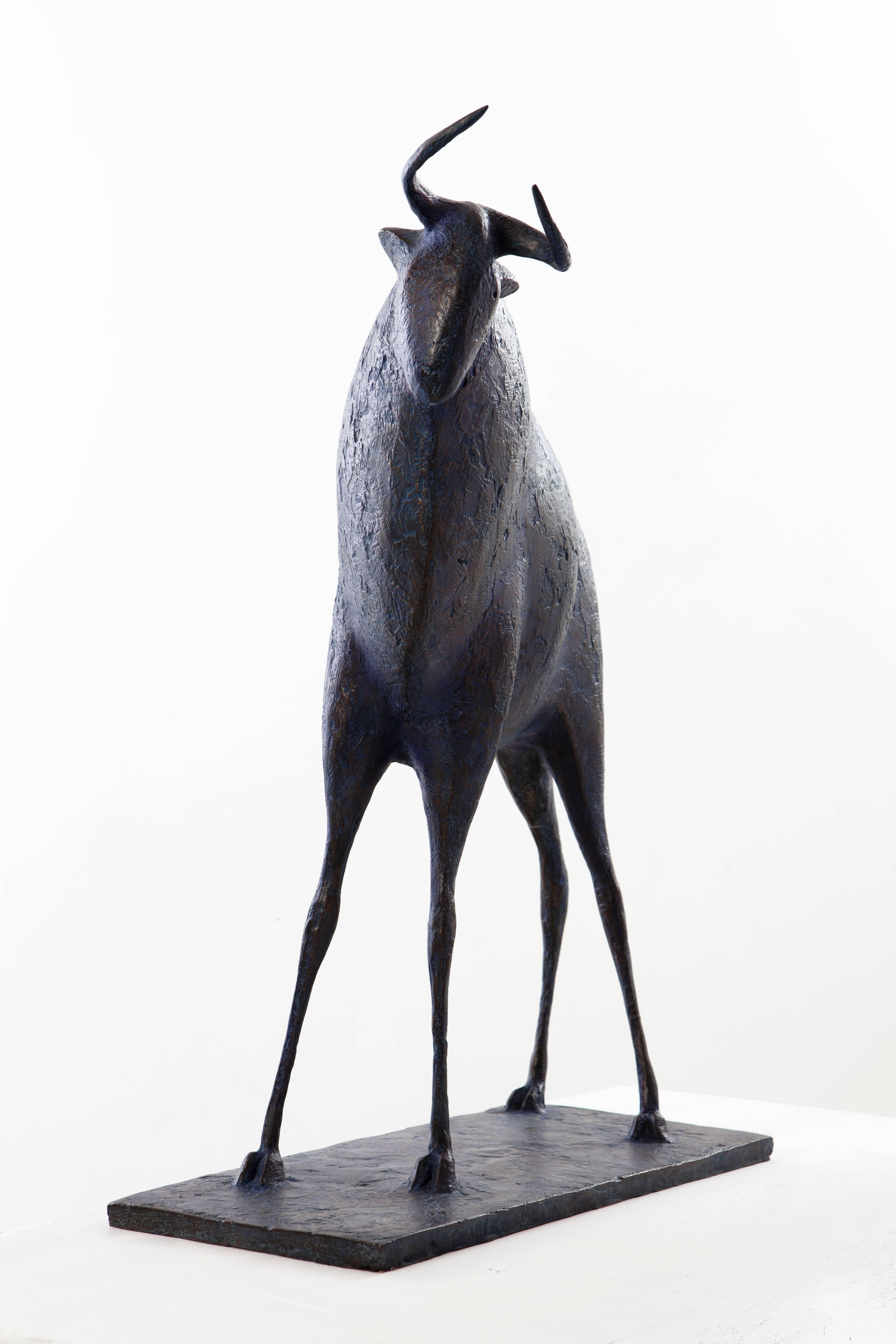 Bull IV by Pierre Yermia - Animal bronze sculpture, figurative, dark grey patina For Sale 4