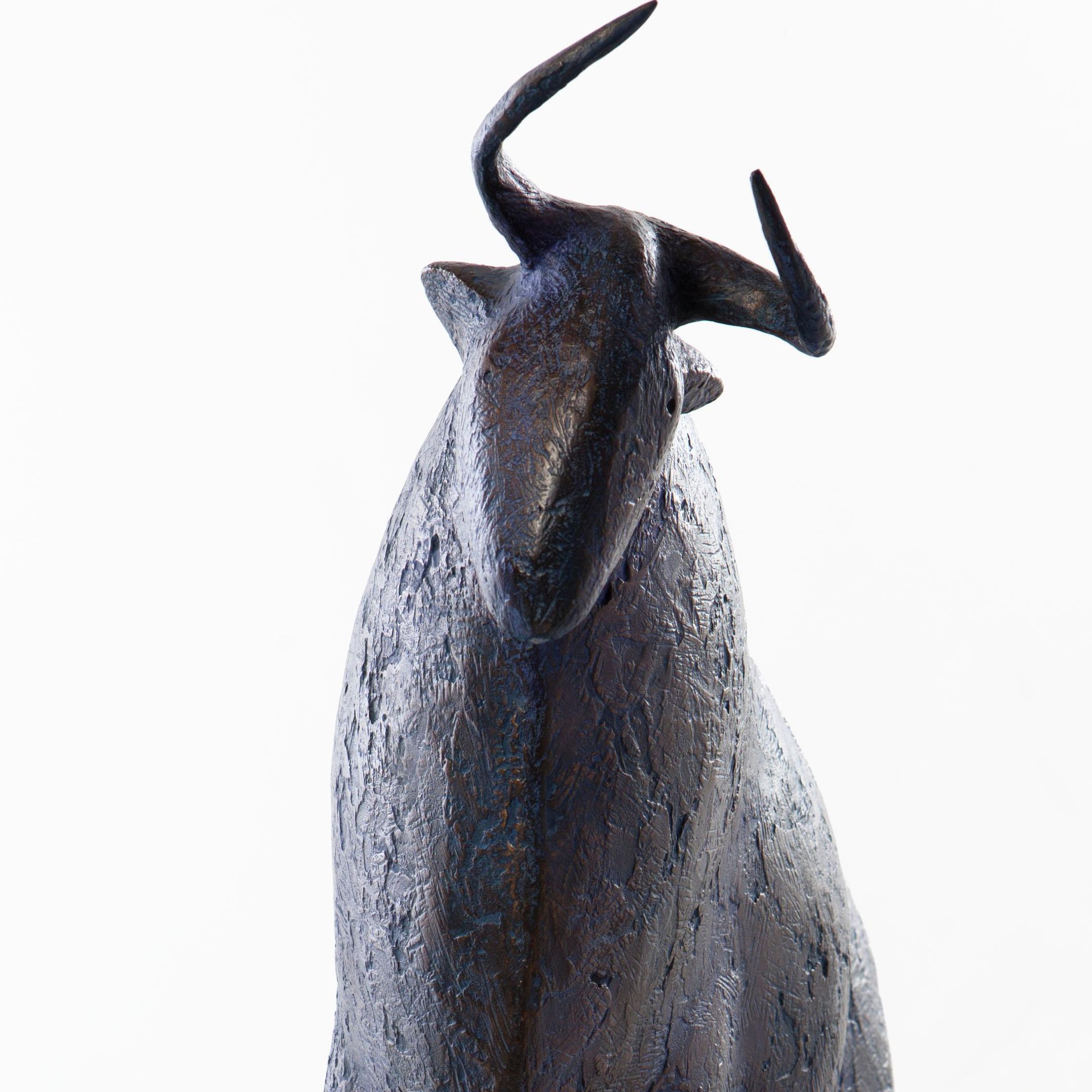 Bull IV by Pierre Yermia - Animal bronze sculpture, figurative, dark grey patina For Sale 5