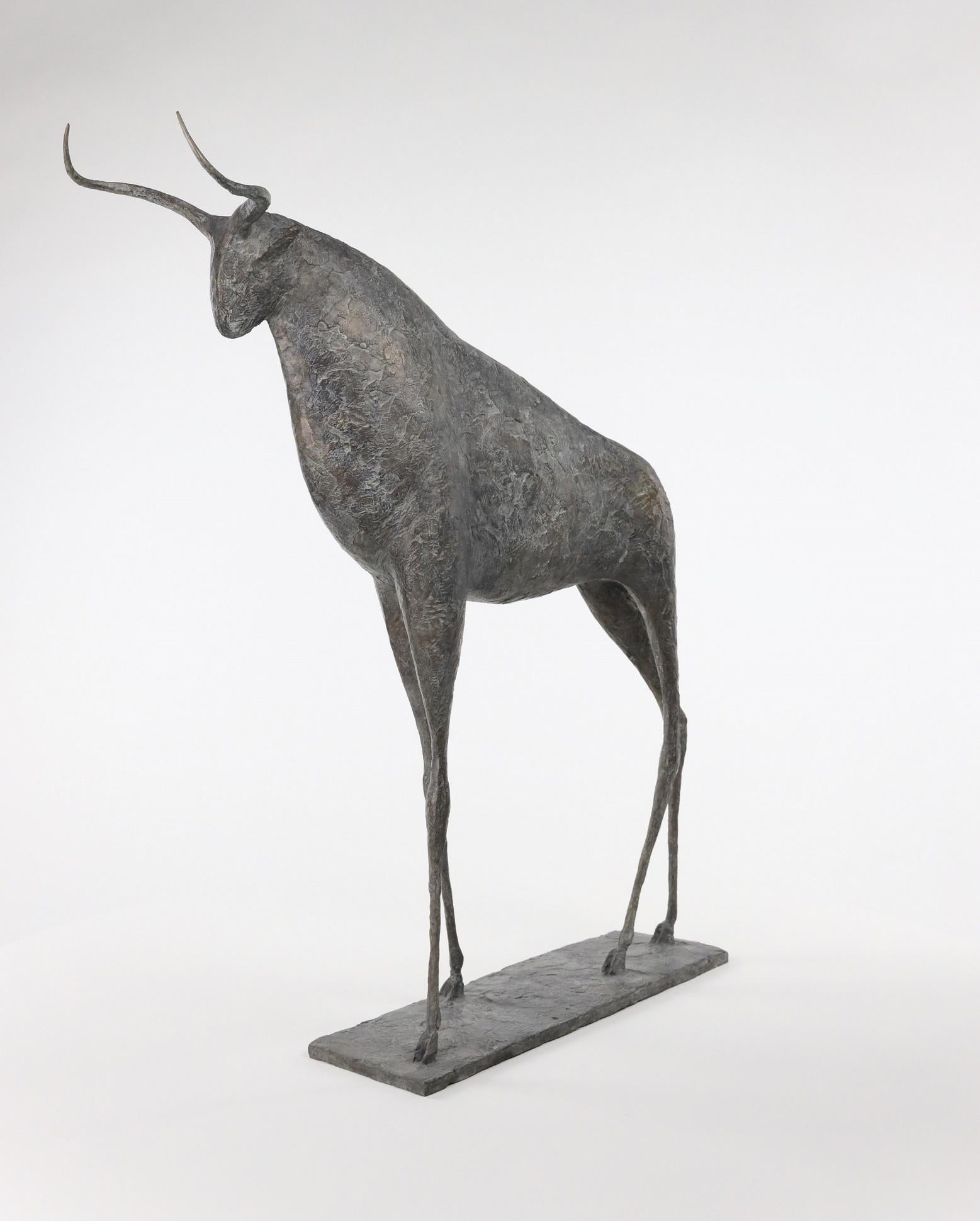 Bull IX by Pierre Yermia - Animal bronze sculpture, figurative, grey patina For Sale 2
