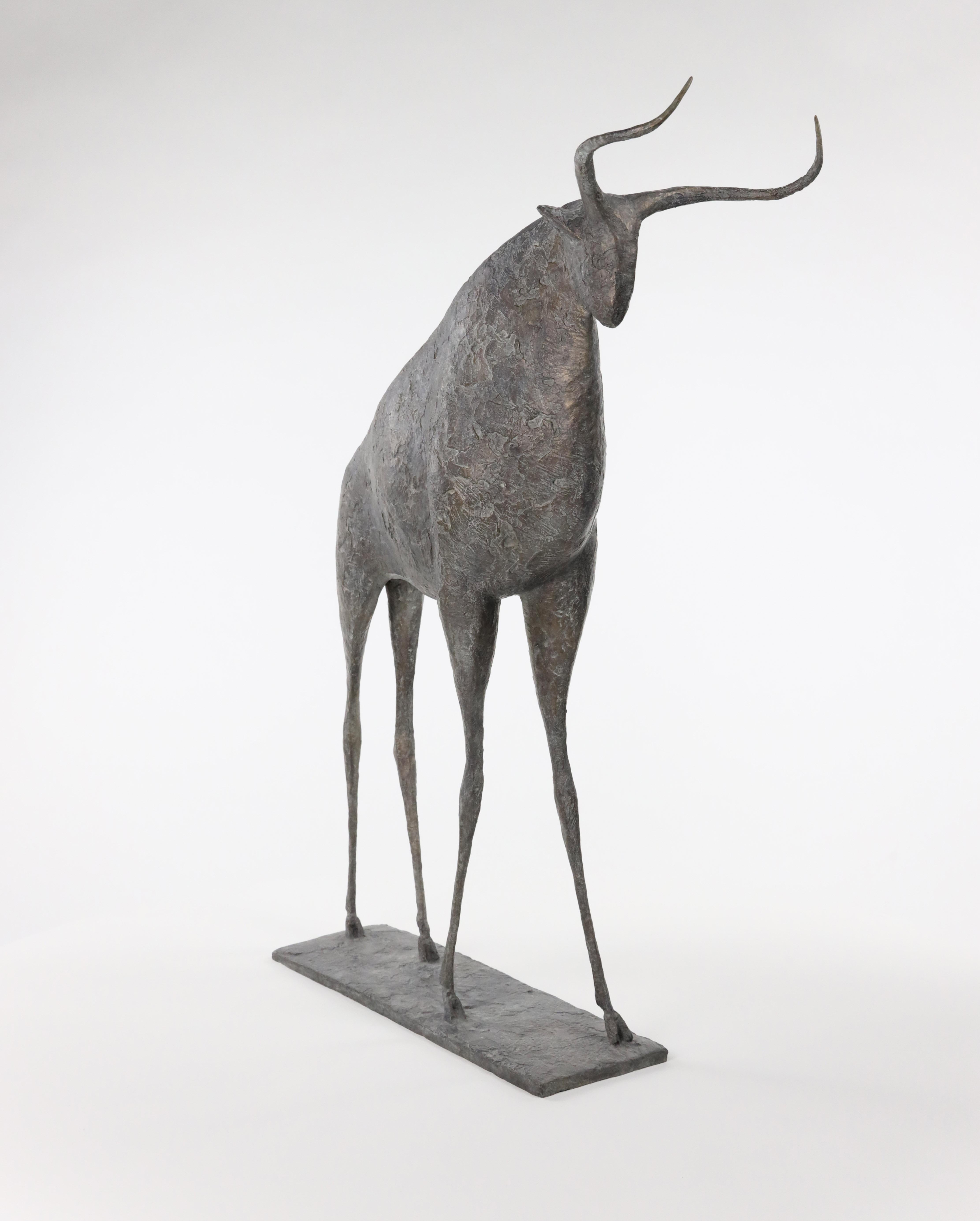 Bull IX par Pierre Yermia - Sculpture animalière en bronze, figurative, patine grise en vente 6