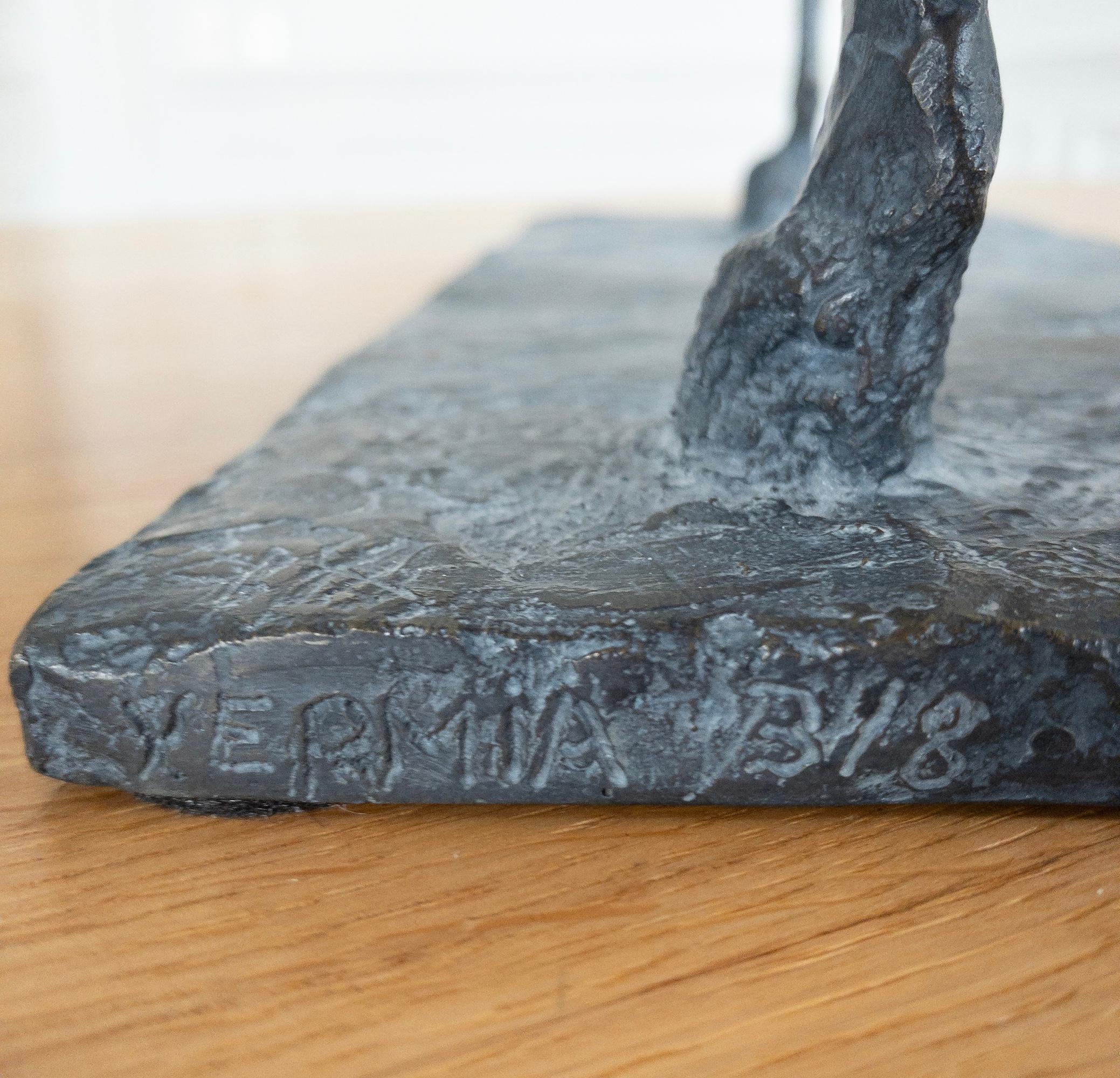 Bull VIII di Pierre Yermia - Scultura animale in bronzo, figurativa, colore nero in vendita 11