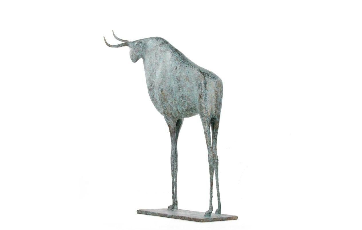 Bull VIII by Pierre Yermia - Animal bronze sculpture, figurative, grey colour For Sale 1