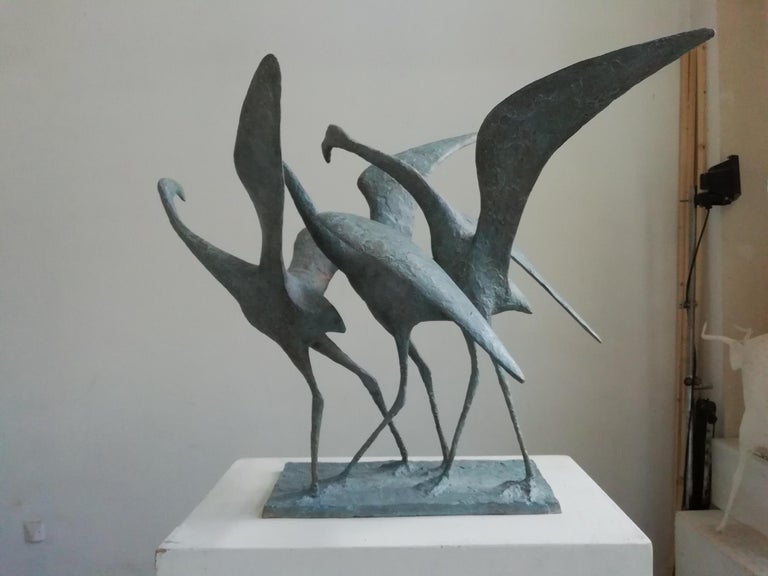 Envolée II - contemporary bronze sculpture of birds taking flight - Sculpture by Pierre Yermia