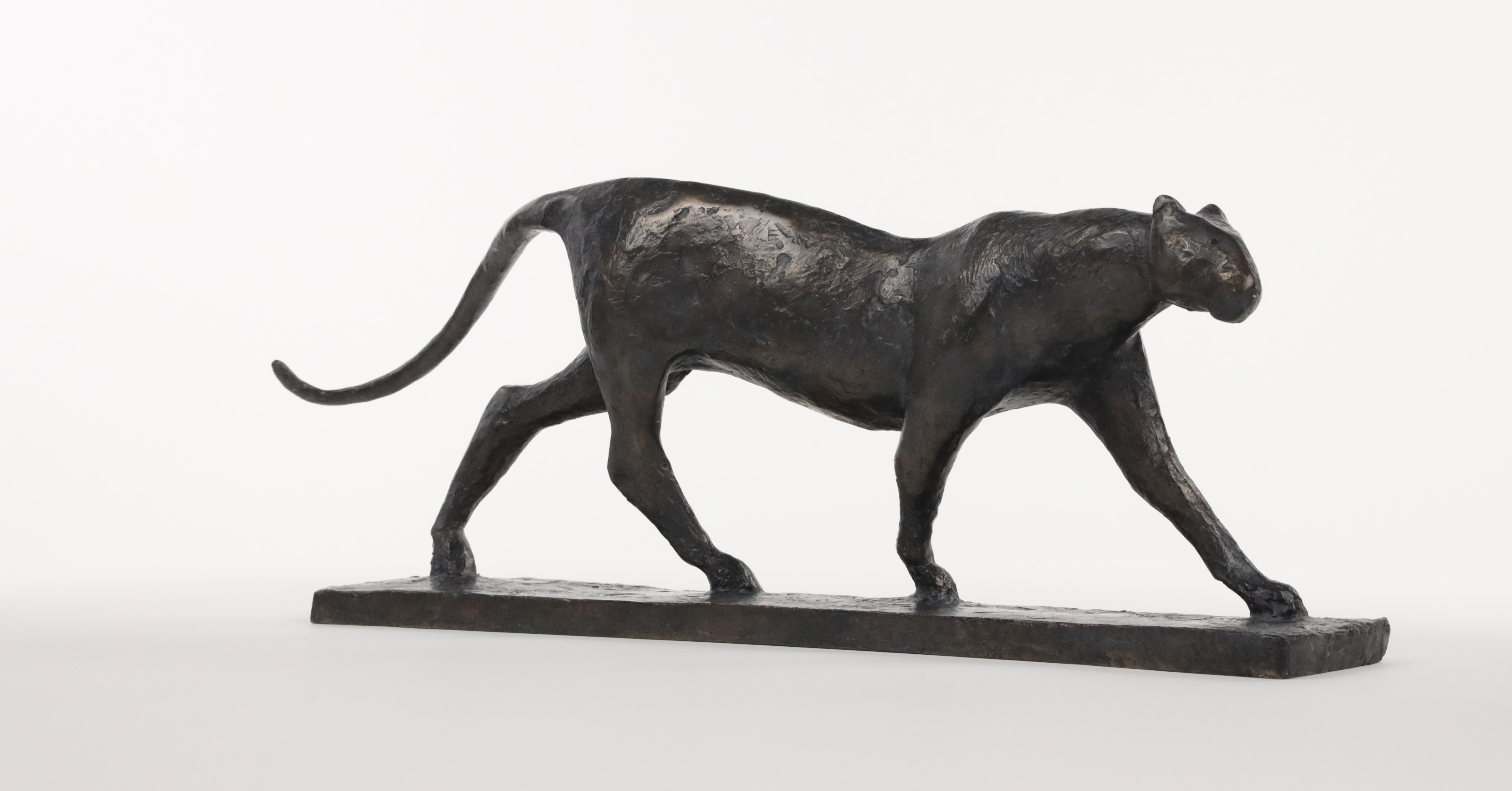 Felino V de Pierre Yermia - Escultura animal contemporánea, bronce en venta 9