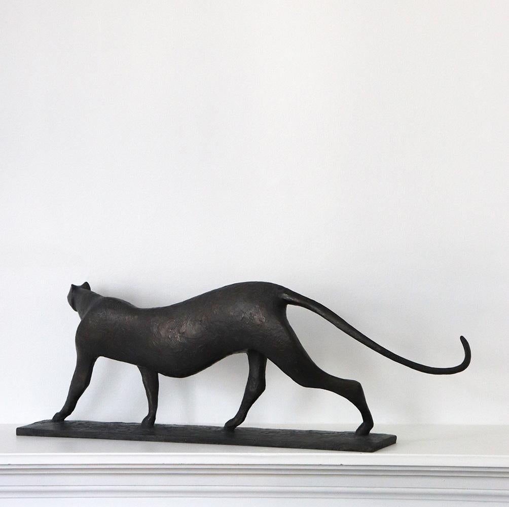 Feline VI de Pierre Yermia - Sculpture animalière contemporaine, bronze en vente 2