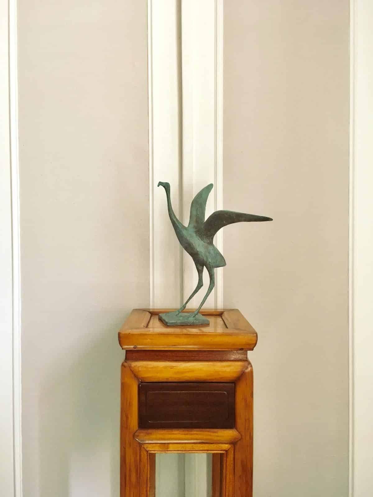 Flight IV by Pierre Yermia - Animal bronze sculpture, bird, green patina For Sale 4