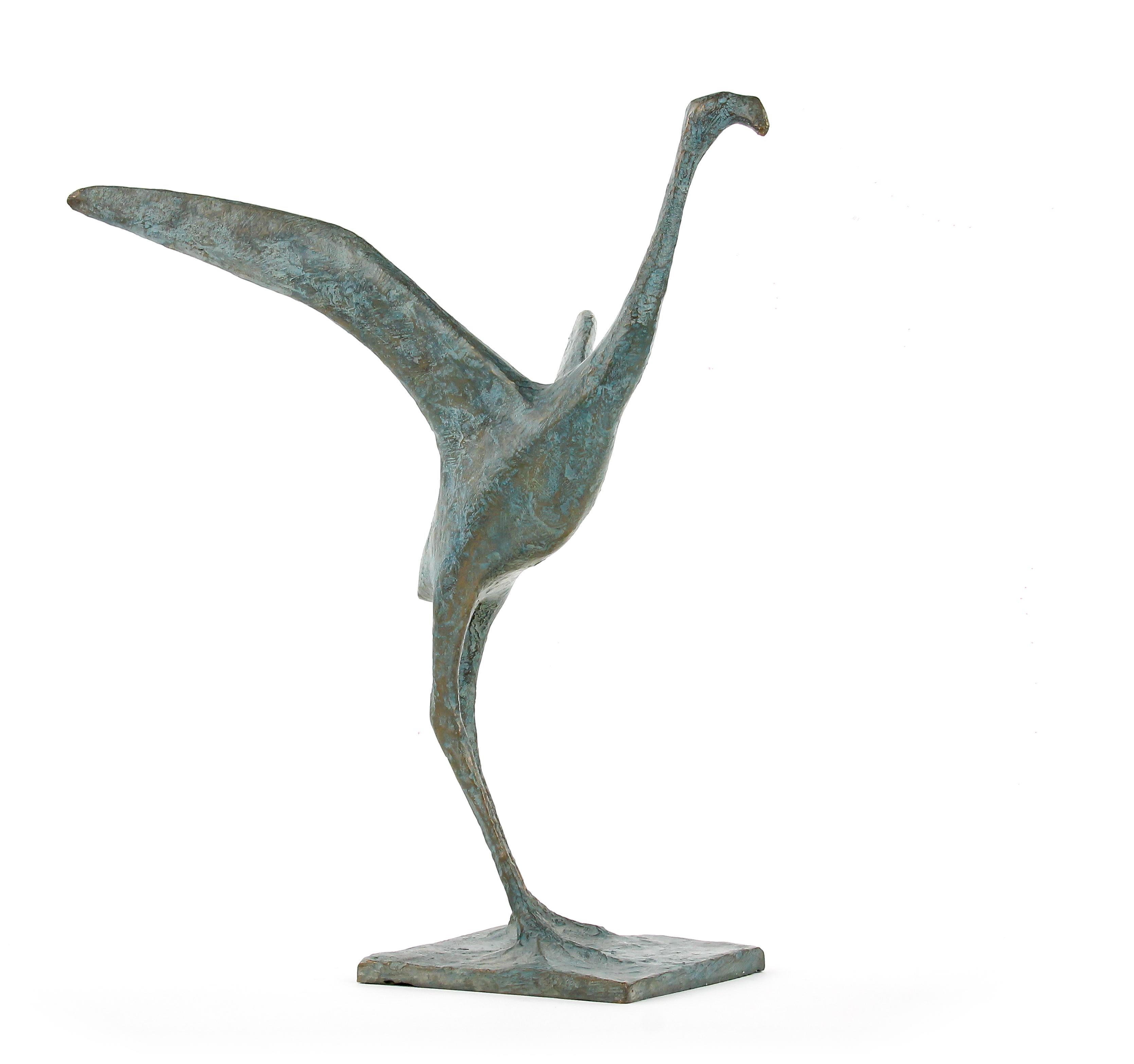 Flight IV di Pierre Yermia - Scultura animale in bronzo, uccello, patina verde in vendita 6